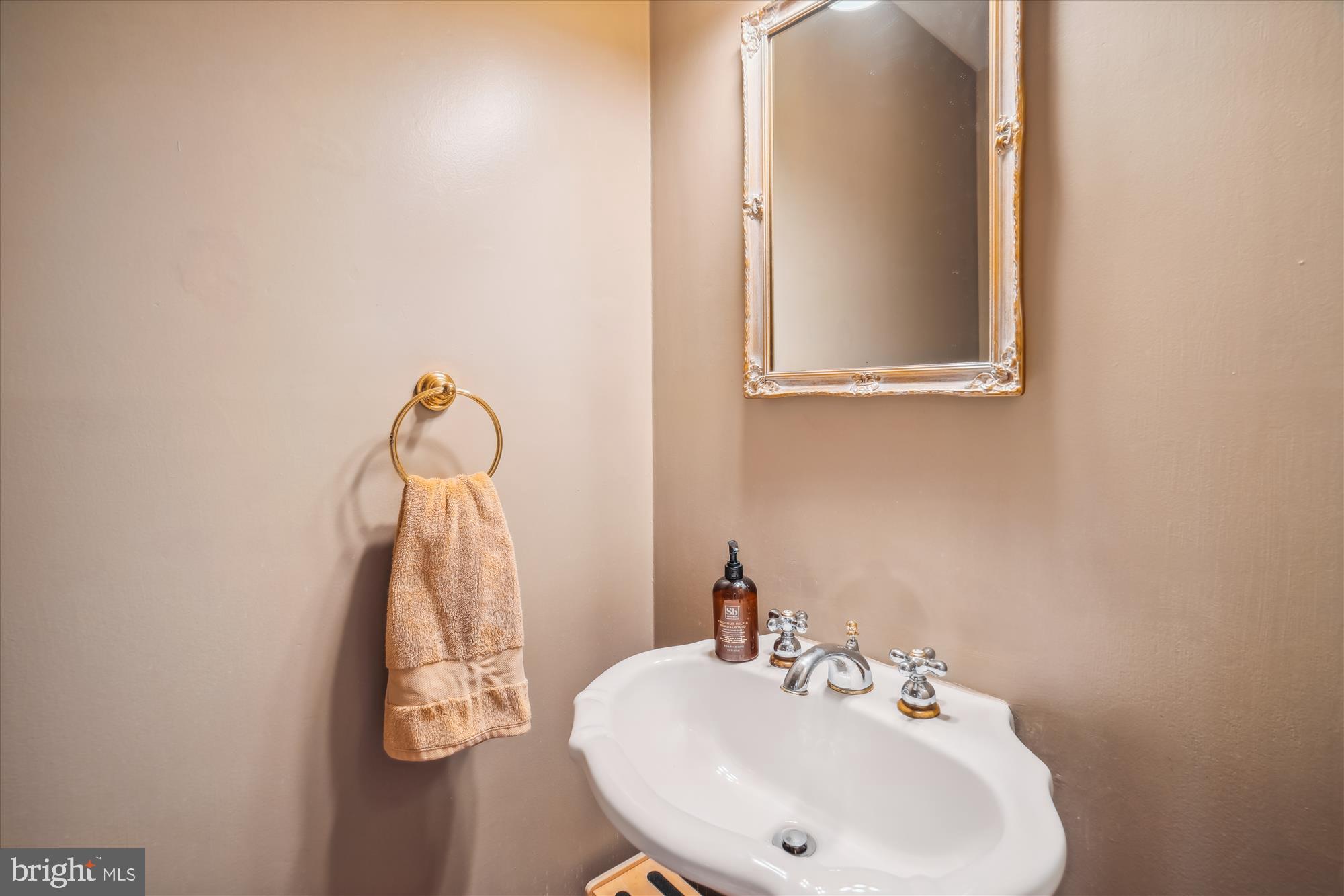 BOND MILL PARK - Residential