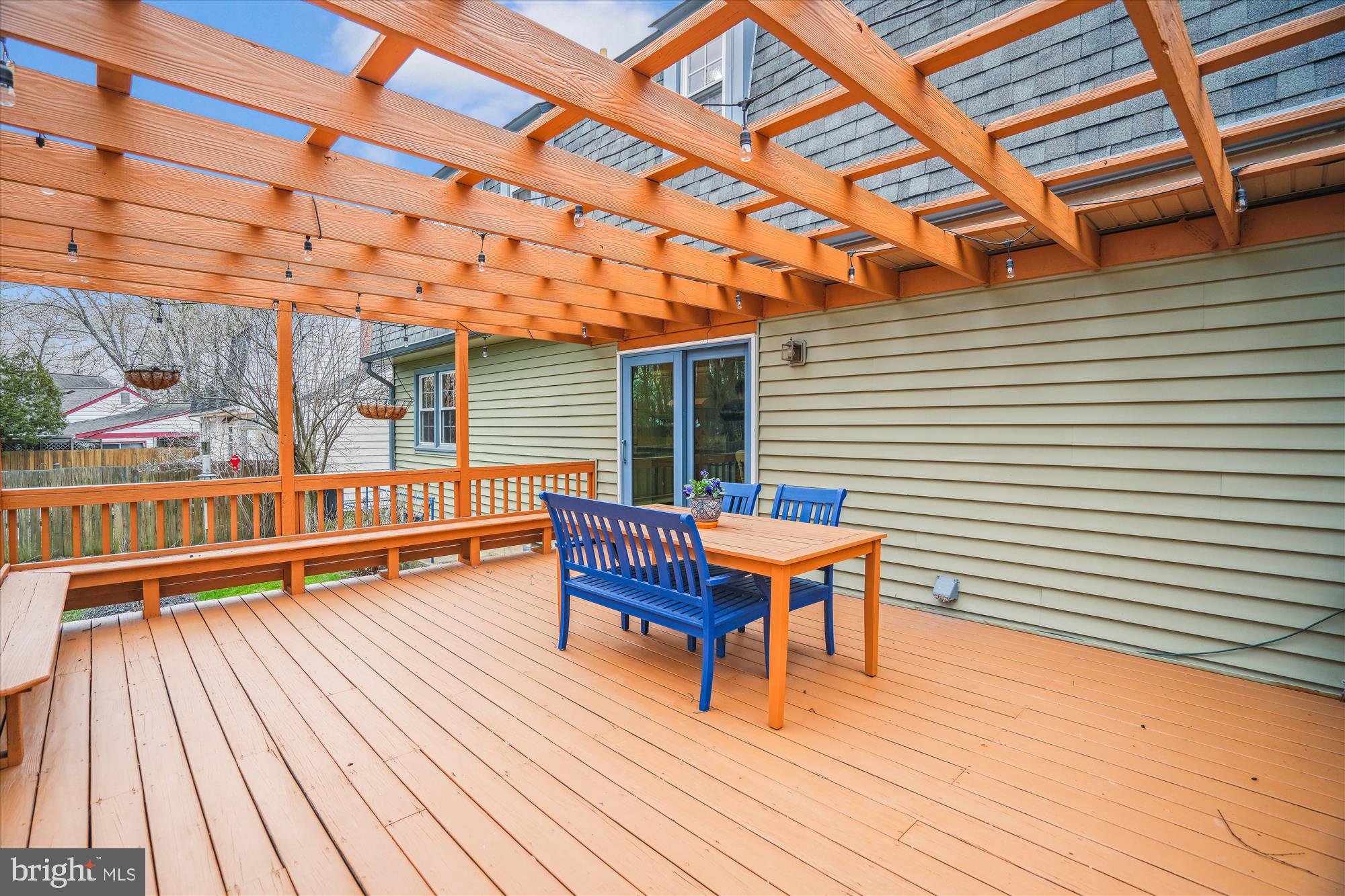 BOND MILL PARK - Residential