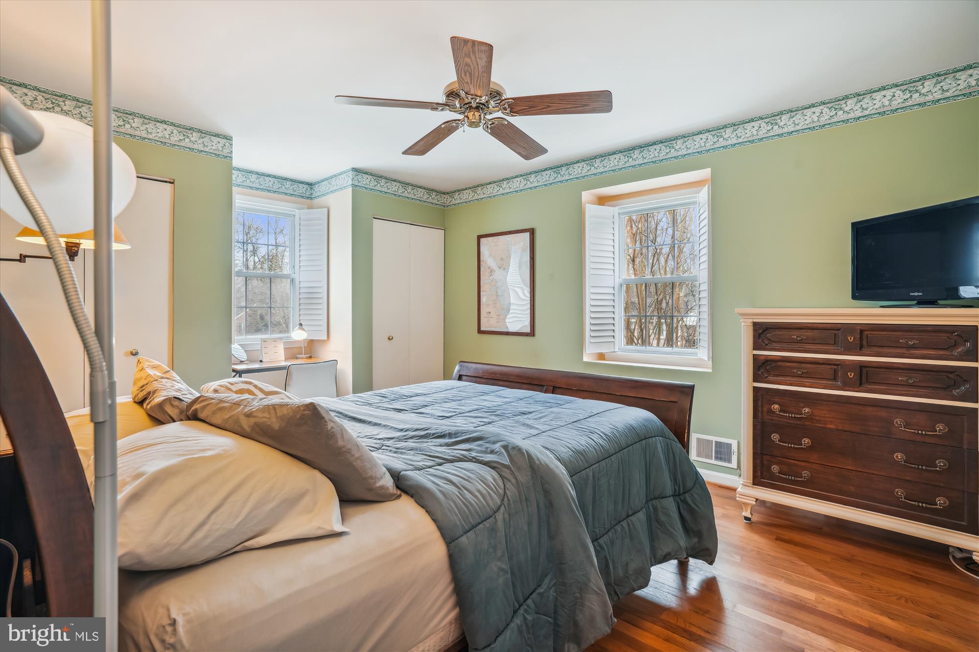 BOND MILL PARK - Residential