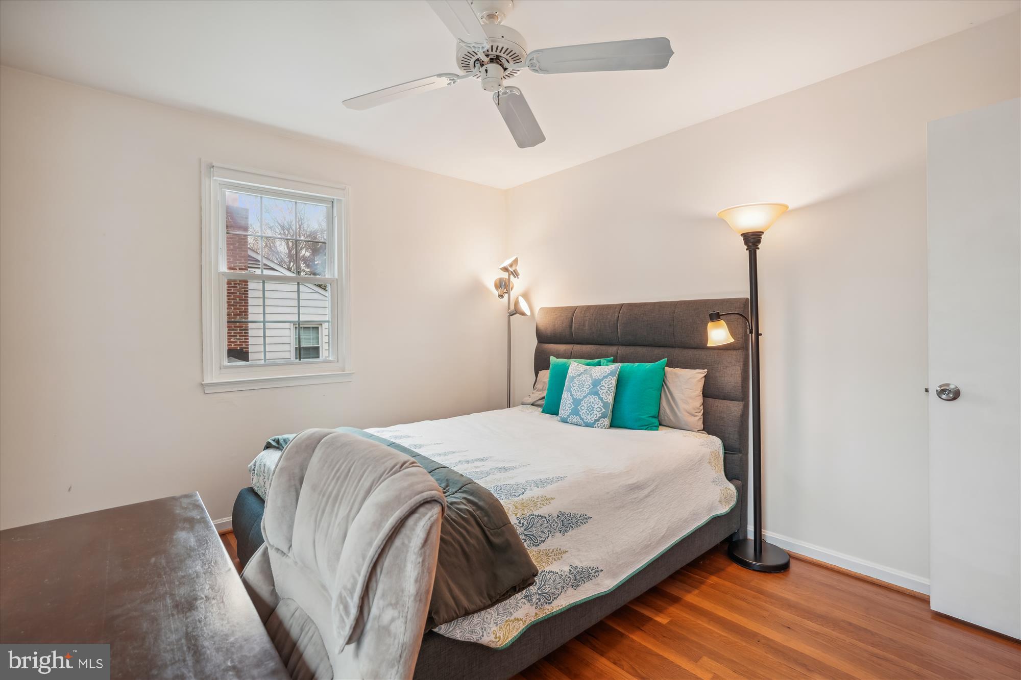 BOND MILL PARK - Residential