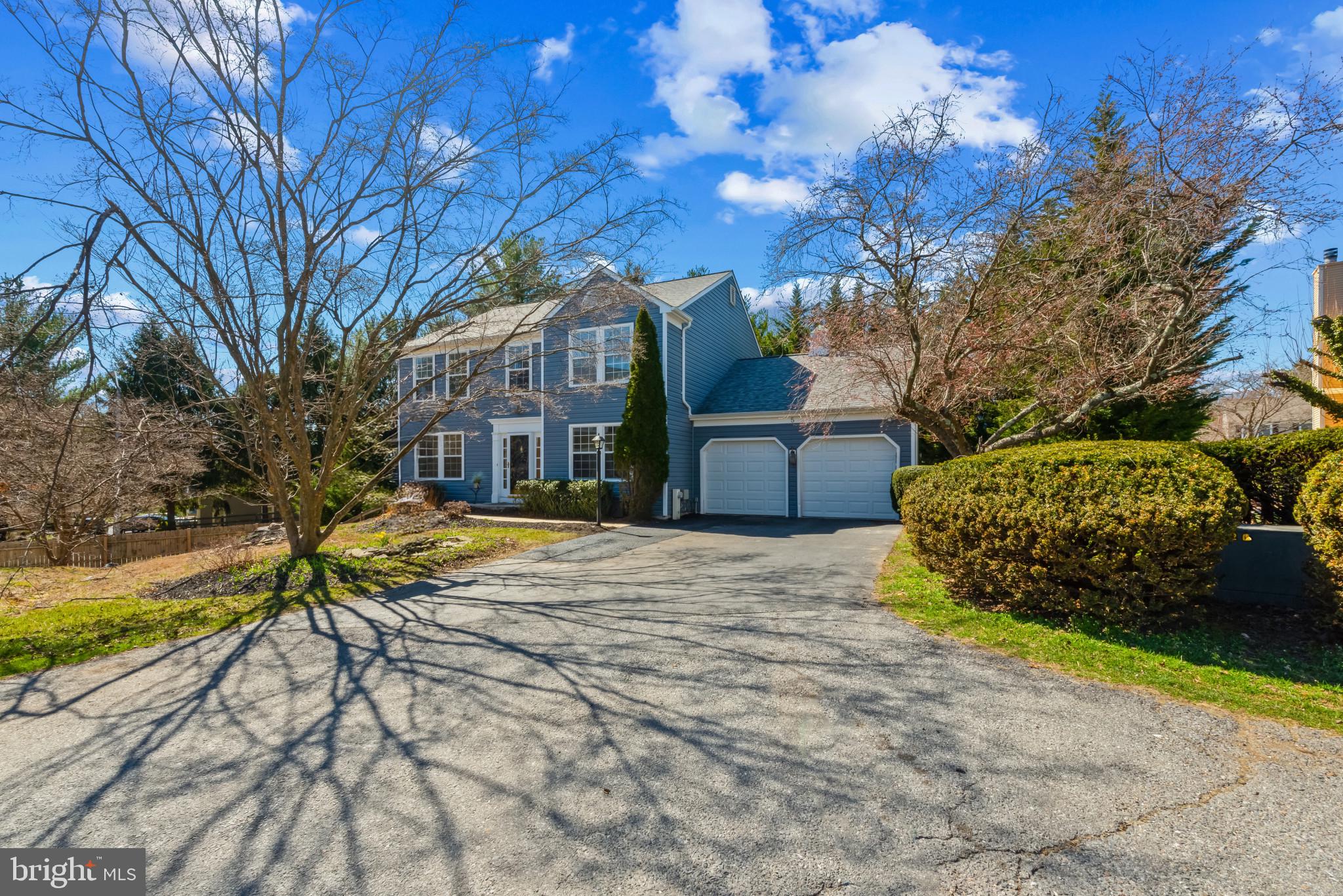 5 OLD CREEK COURT
