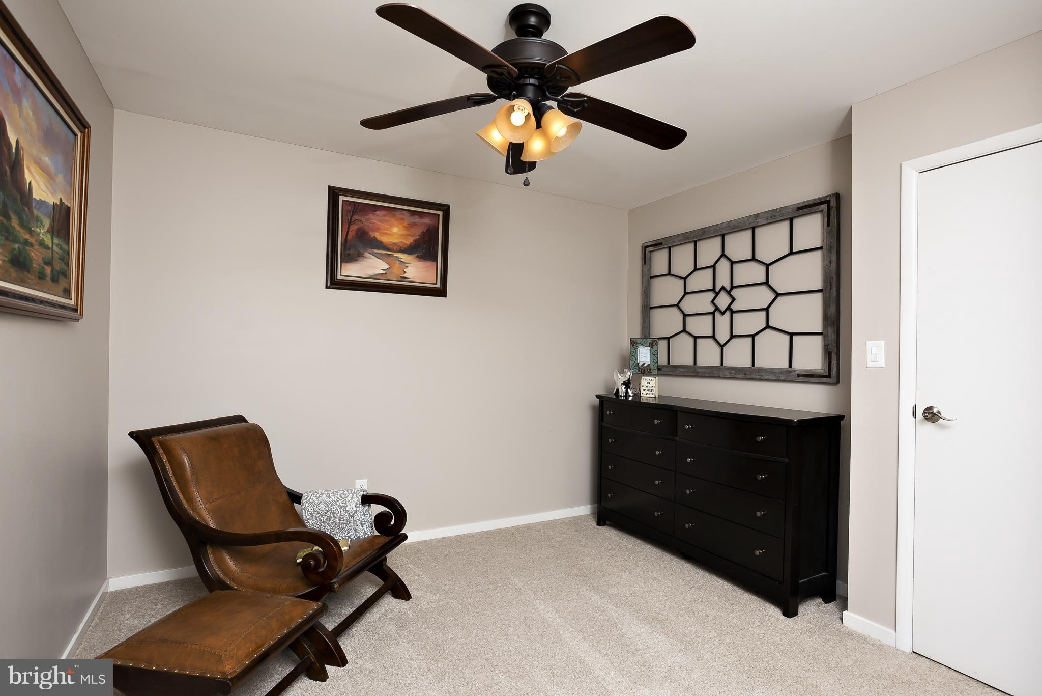 THUNDER HILL - Residential