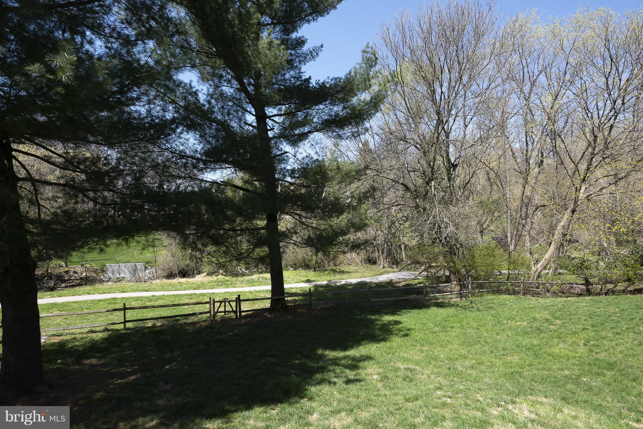 THUNDER HILL - Residential