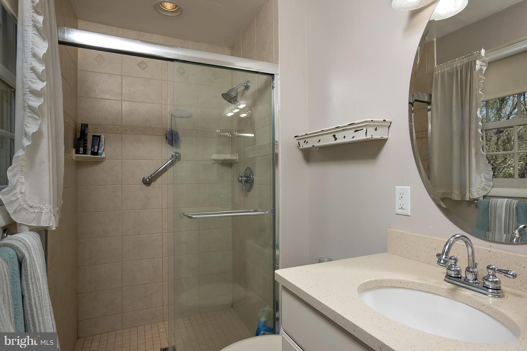 THUNDER HILL - Residential