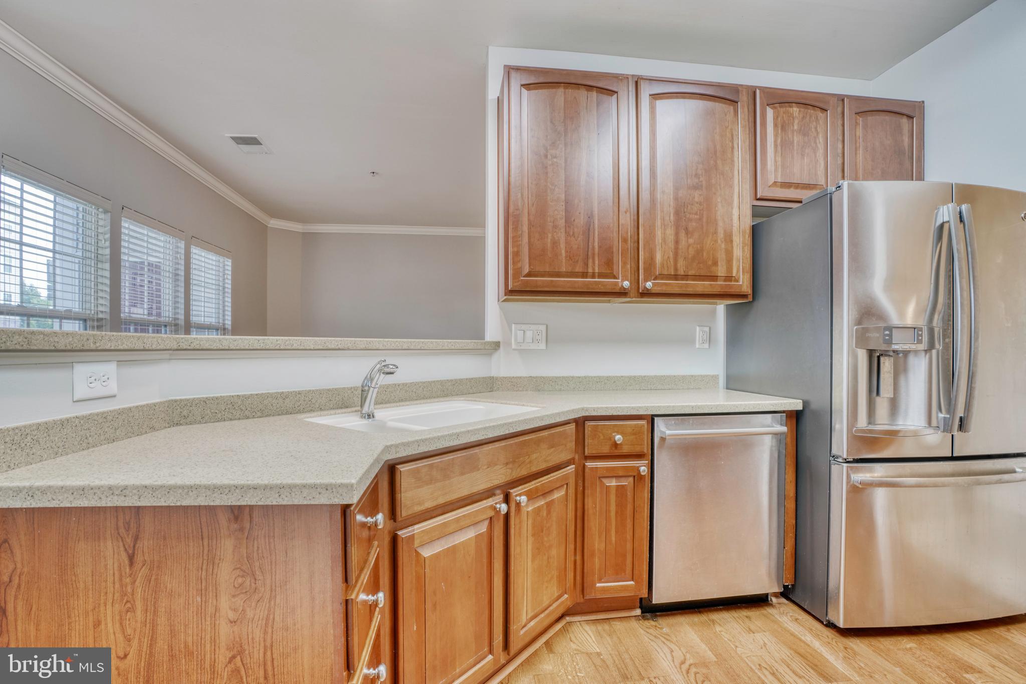 COURTYARDS AT WAVERLY WOODS EAST - Residential