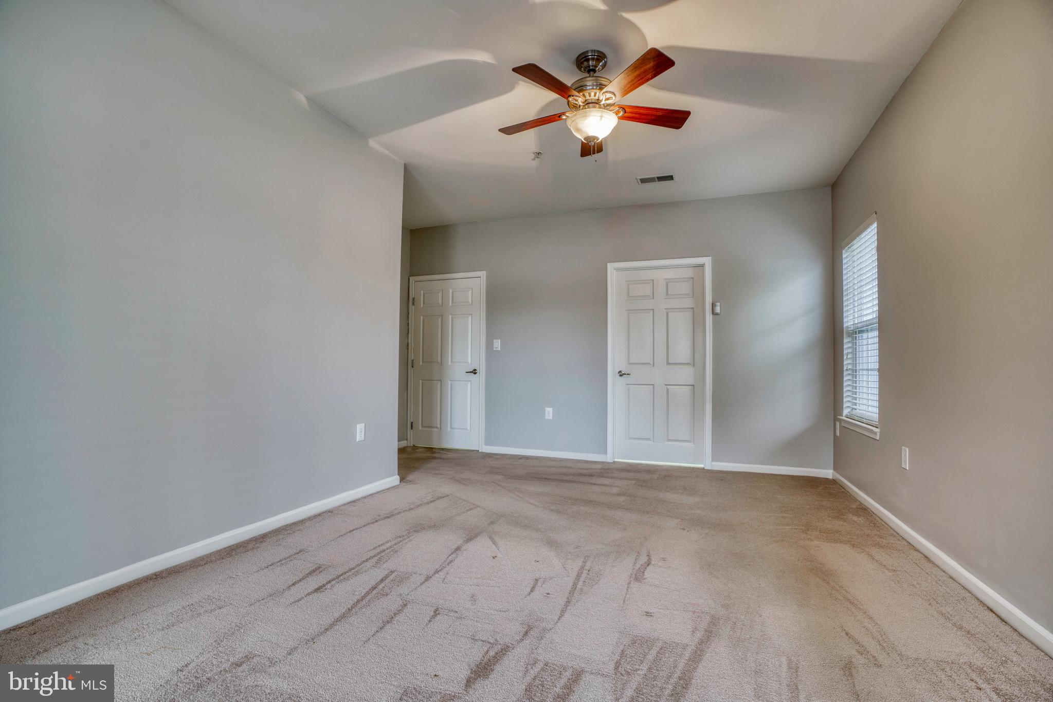 COURTYARDS AT WAVERLY WOODS EAST - Residential