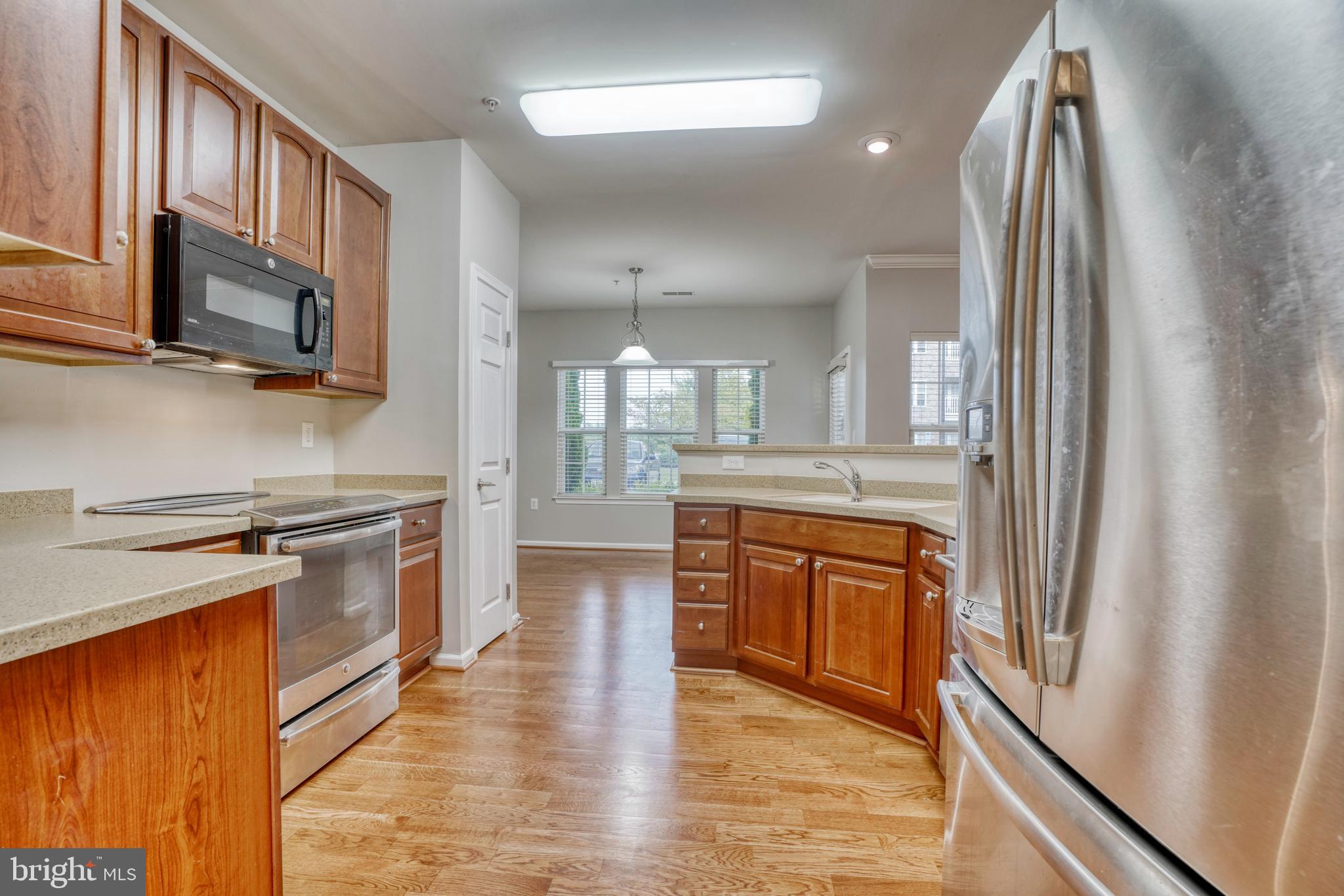 COURTYARDS AT WAVERLY WOODS EAST - Residential