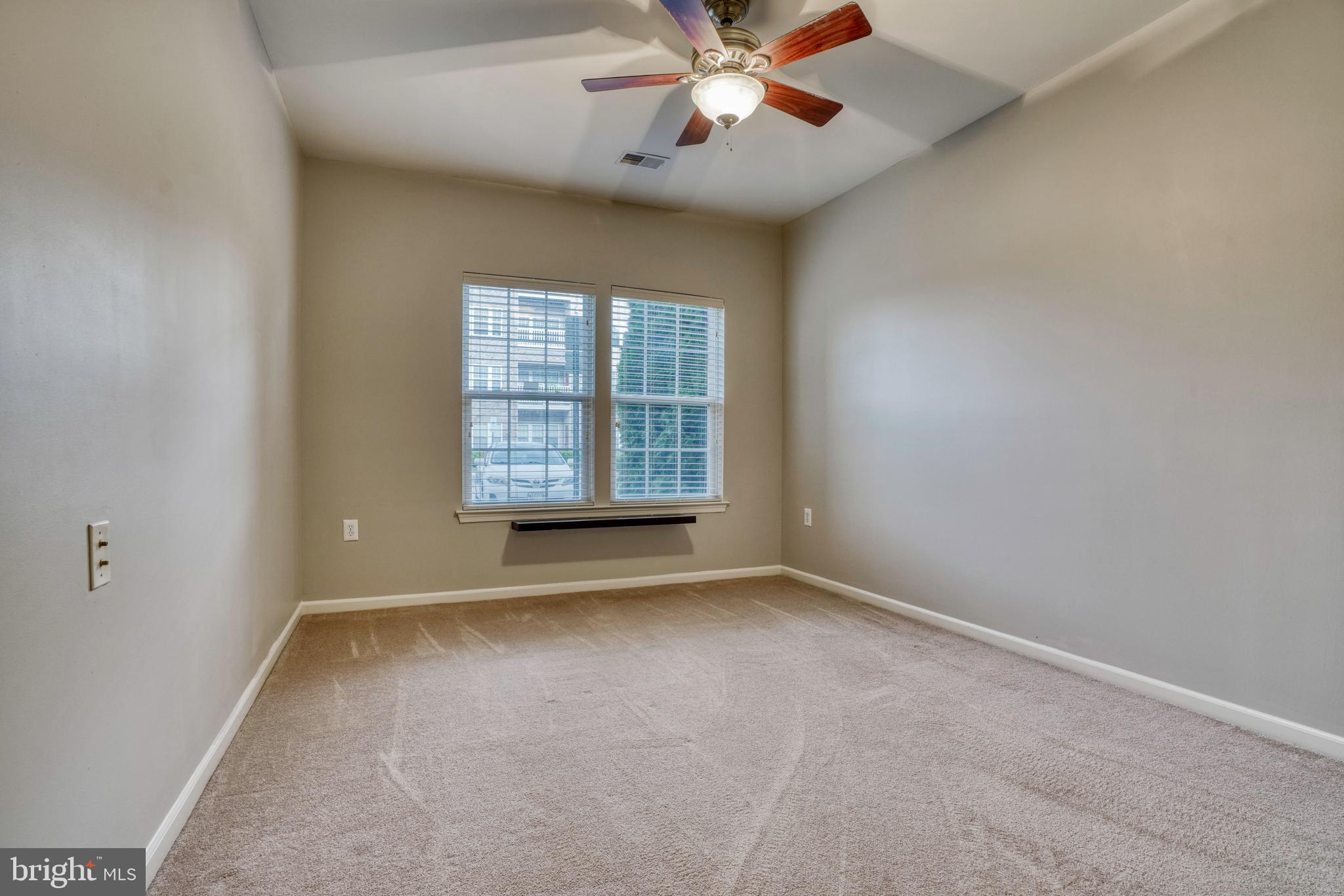 COURTYARDS AT WAVERLY WOODS EAST - Residential