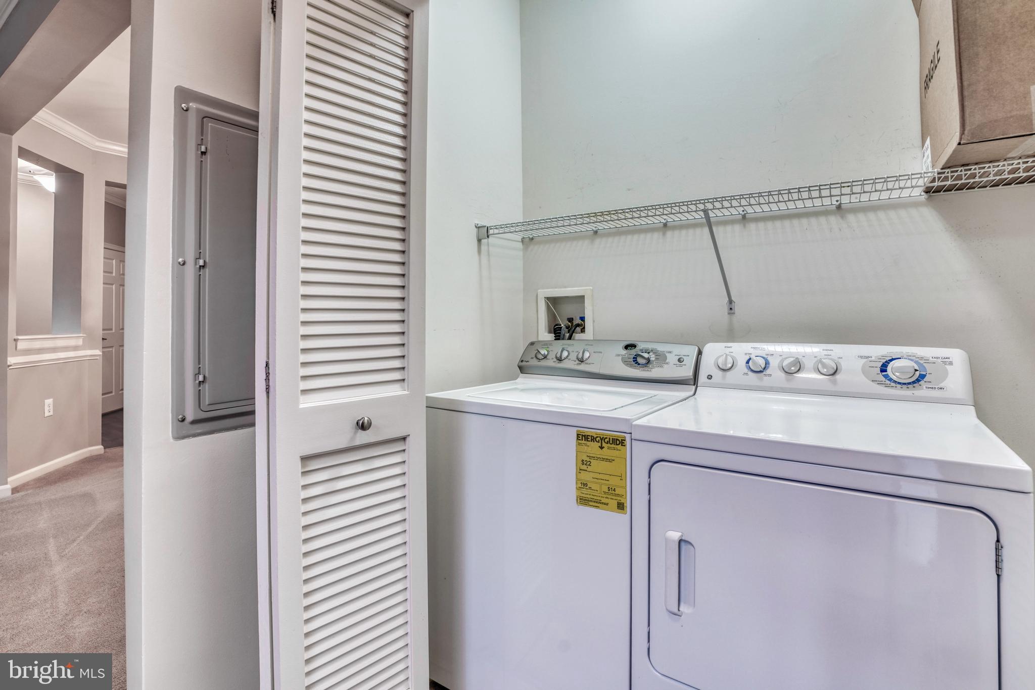 COURTYARDS AT WAVERLY WOODS EAST - Residential