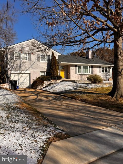 8304 LILAC LANE ALEXANDRIA VA 22308