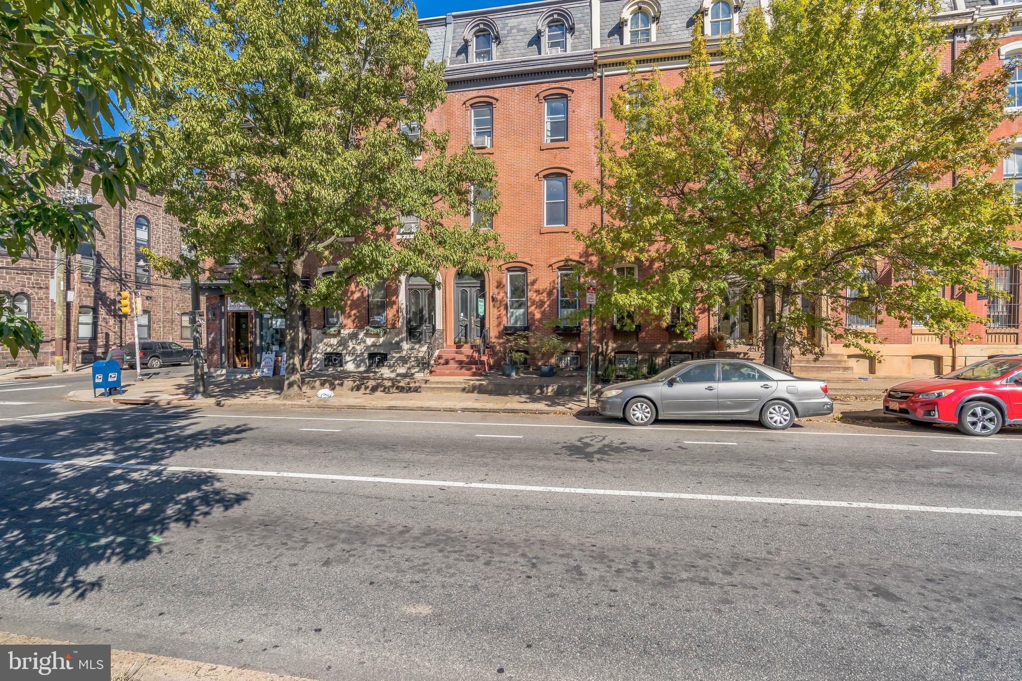 Qualified investors have the opportunity to acquire the fee simple interest in 1937 Spring Garden Street, a well-located multifamily asset in the heart of Philadelphia’s Fairmount-Art Museum neighborhood. The property consists of five apartment units, offering a desirable mix of three (1-bedroom) and two (3-bedroom) floor plans.
This property presents new ownership with the potential to implement a light value-add strategy, upgrading select unit interiors to capture rent premiums and better align with top-market comps in the area.
Ideally situated in a walkable, amenity-rich location, 1937 Spring Garden appeals to tenants seeking proximity to local restaurants, coffee shops, museums, nightlife, and green spaces like the Schuylkill River Trail and Martin Luther King Drive. The asset also benefits from excellent transit access, minutes from I-76, 676, and I-95, and just 0.5 miles from the Spring Garden SEPTA Station on the Broad Street Line, providing direct service from Fern Rock to the Philadelphia Sports Complex.
This is a rare opportunity to acquire a classic brownstone multifamily property in a highly regarded, supply-constrained submarket, with significant upside through targeted capital improvements.