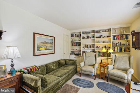 HERITAGE HARBOUR - Residential