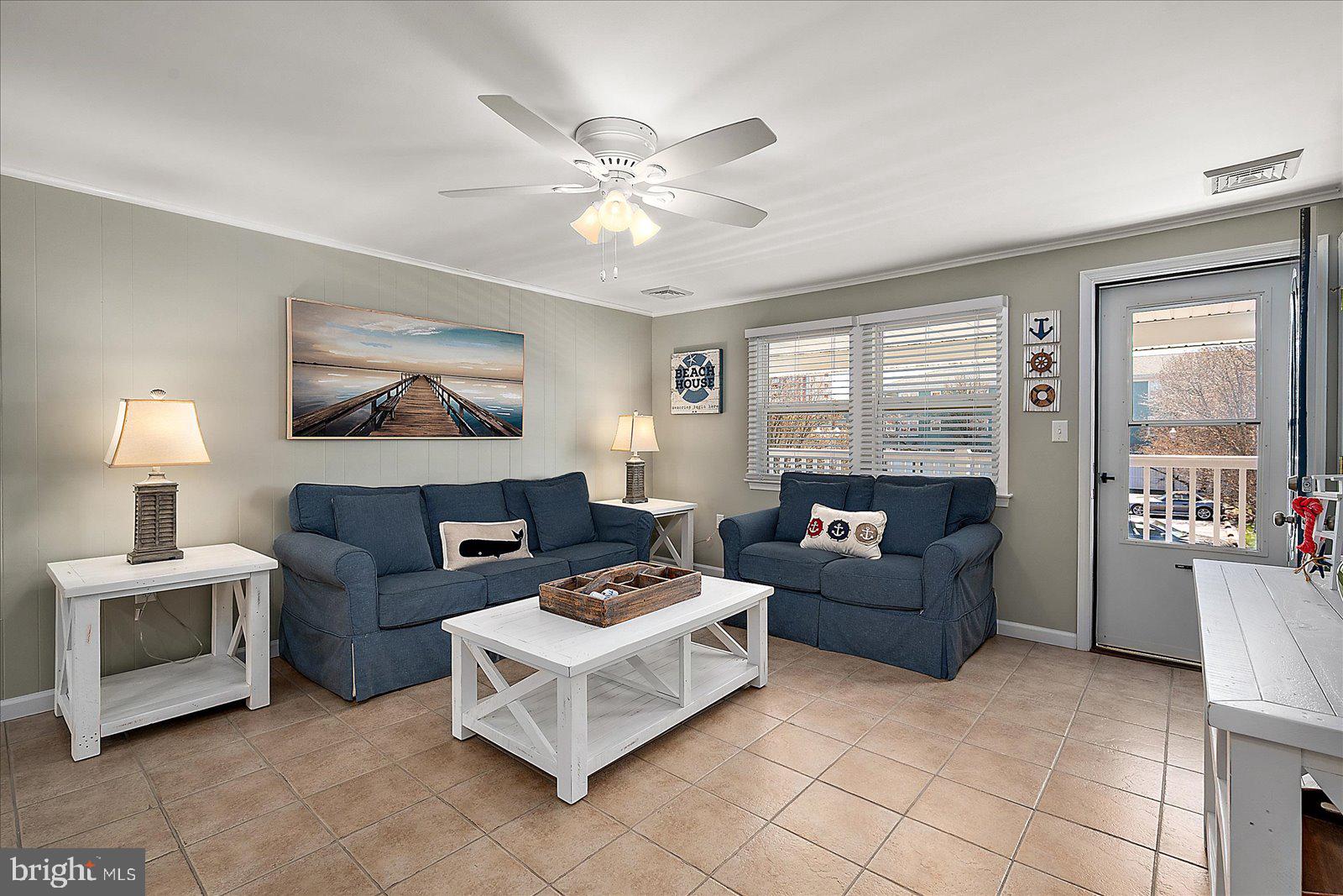 HITCHENS & TRIMPER - Residential Income