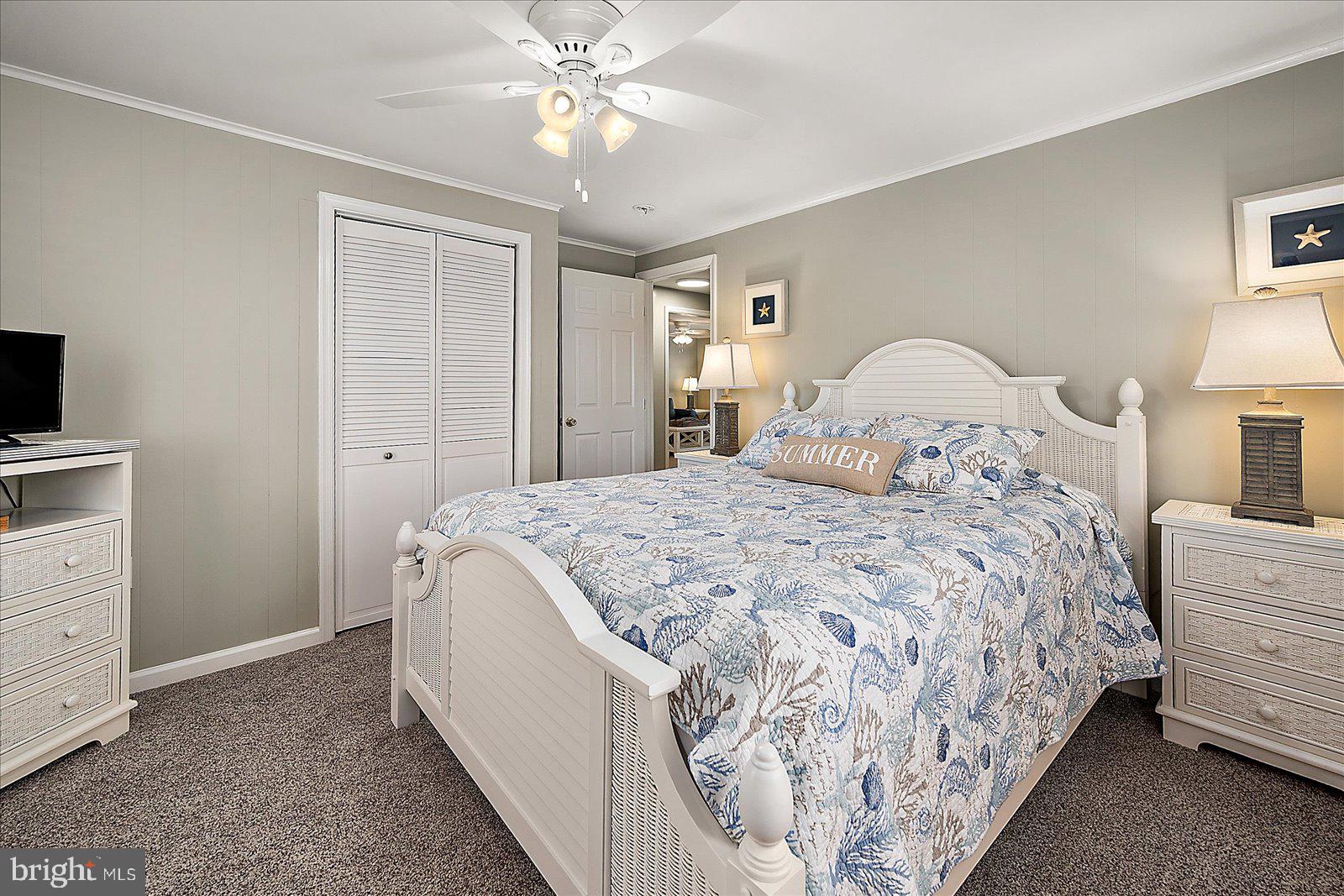 HITCHENS & TRIMPER - Residential Income