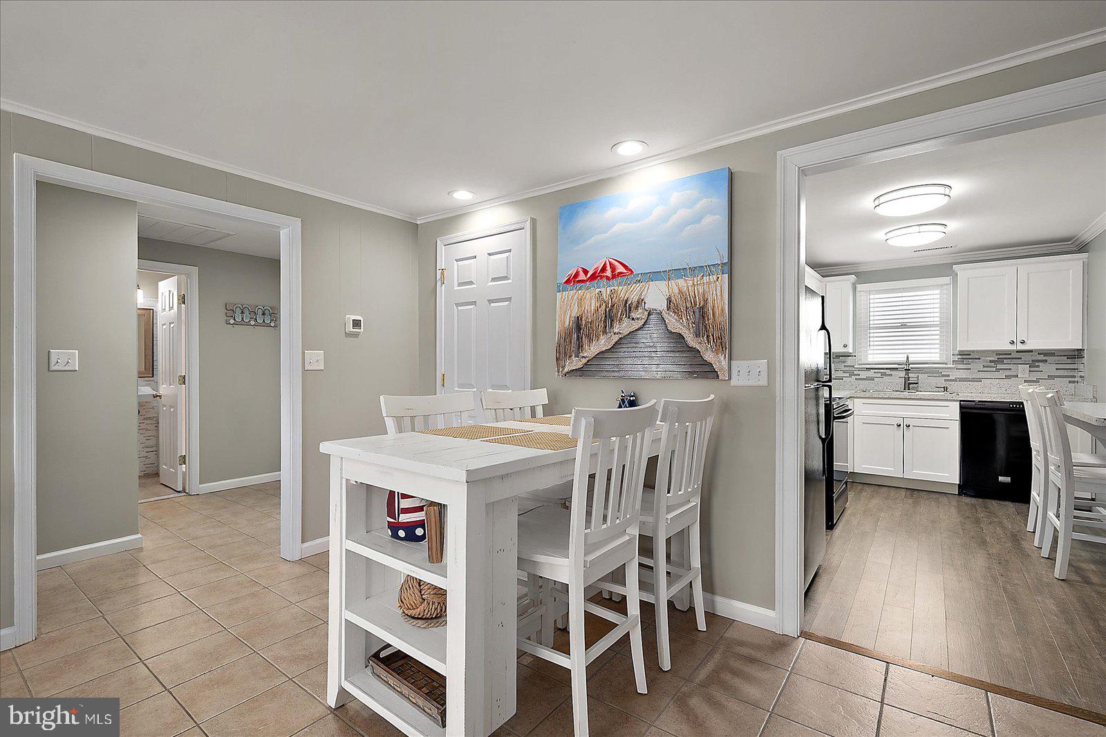 HITCHENS & TRIMPER - Residential Income