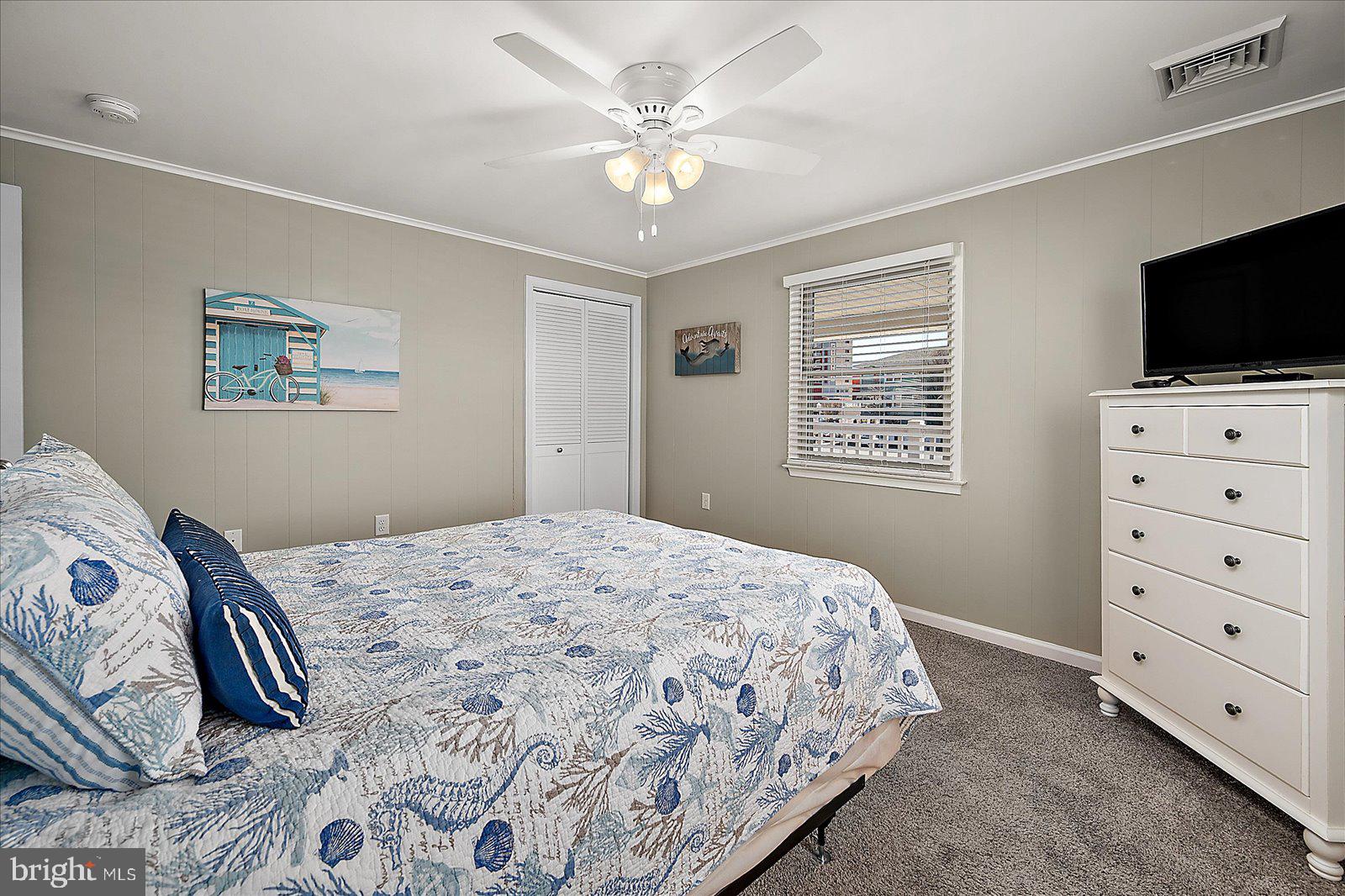 HITCHENS & TRIMPER - Residential Income