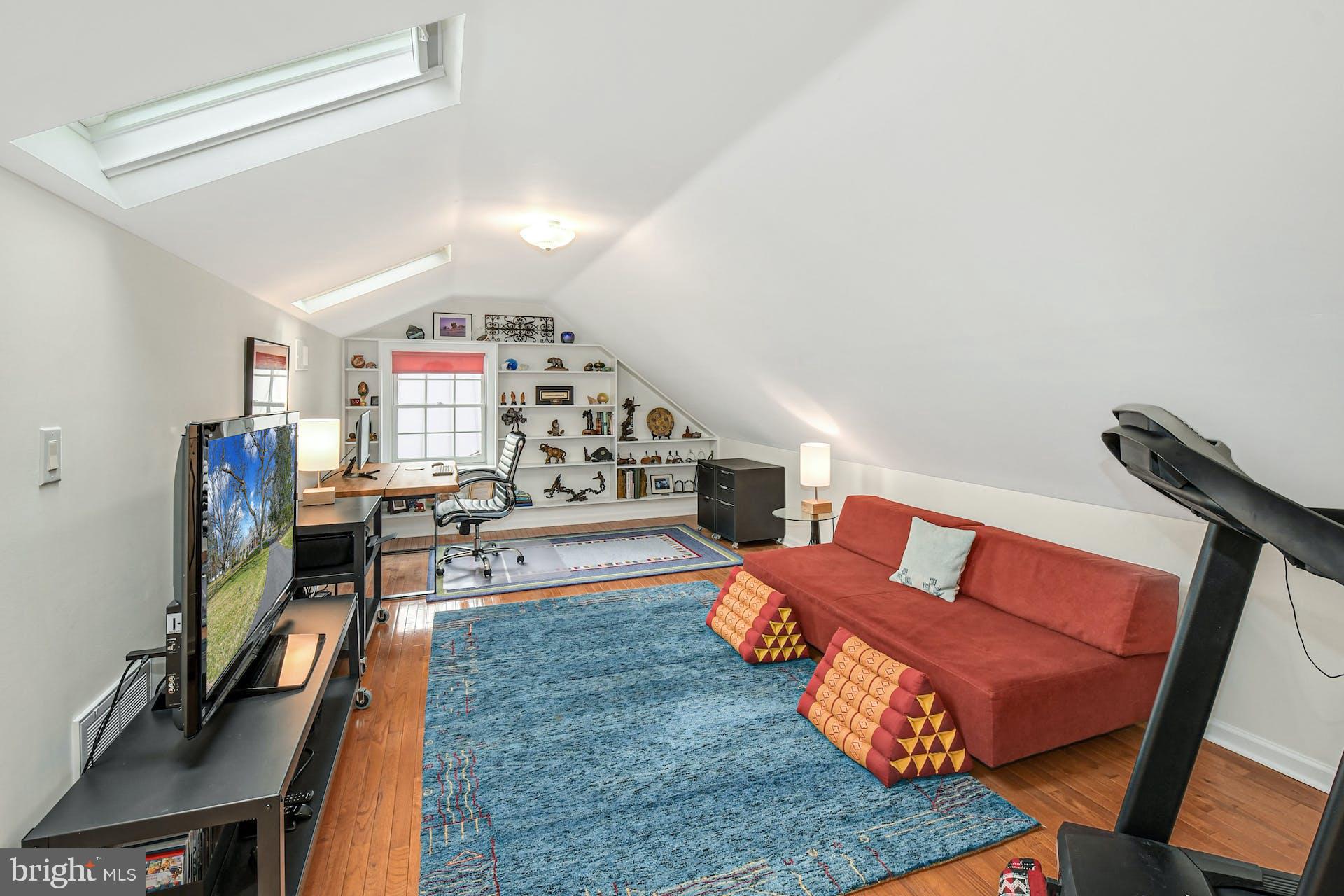 WHITEACRE - Residential