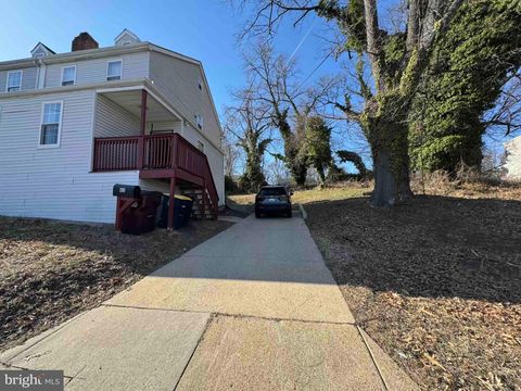 42 BAYOU AVENUE CAPITOL HEIGHTS MD 20743