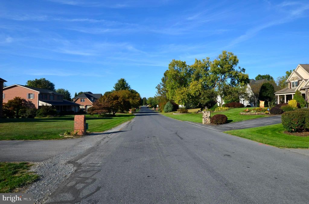 Photo of 3280 Muirfield Dr, CHAMBERSBURG, PA 17202 (MLS # PAFL2030442)