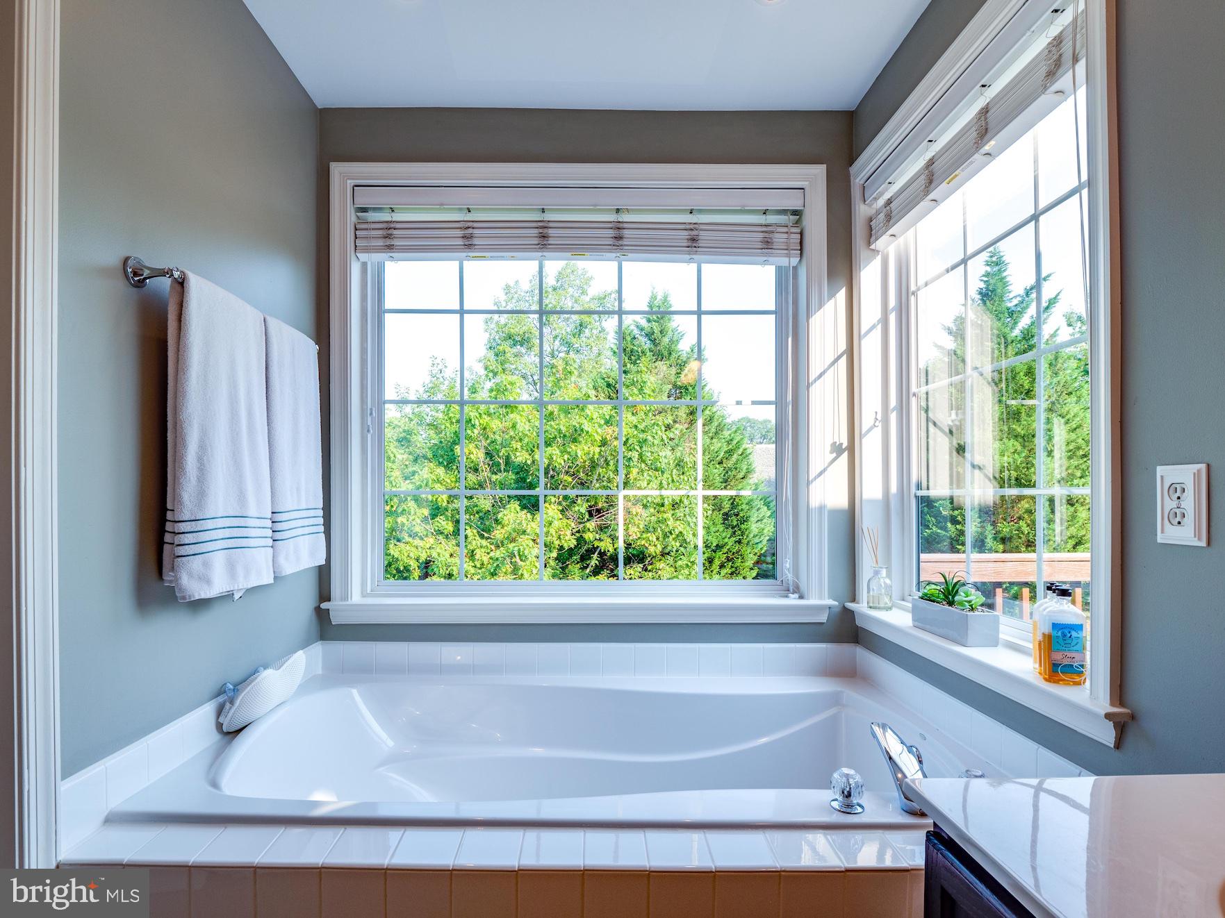 OVERLOOK - Residential