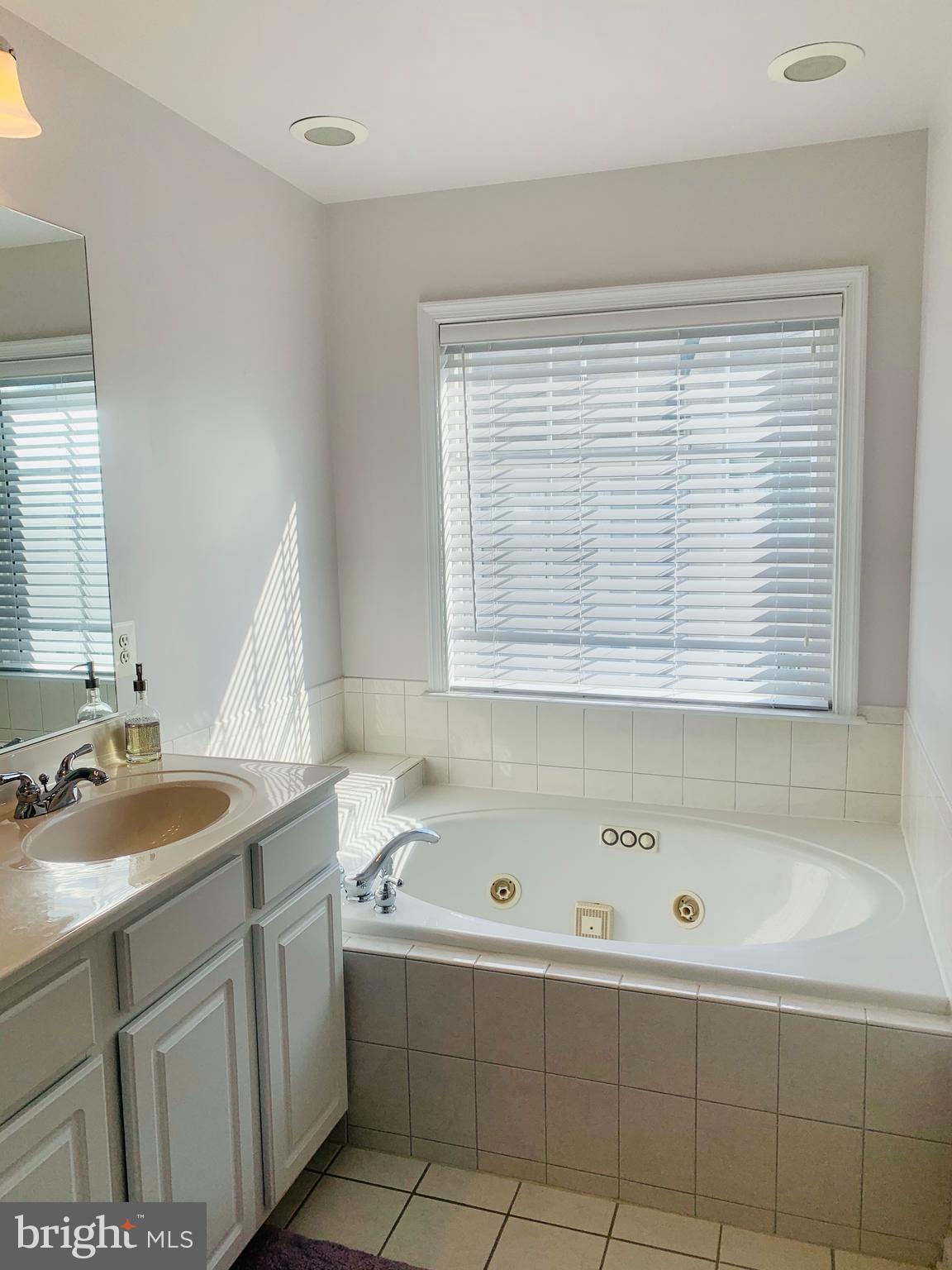 BELVEDERE GLEN - Residential Lease