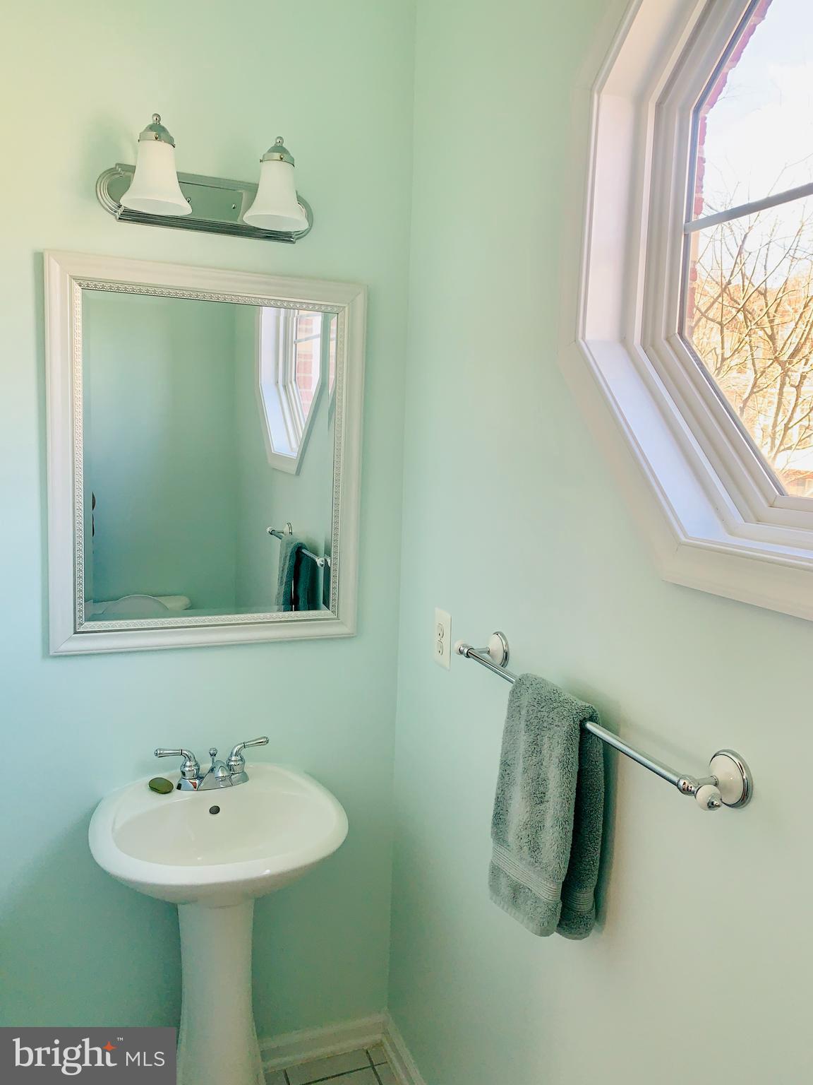 BELVEDERE GLEN - Residential Lease