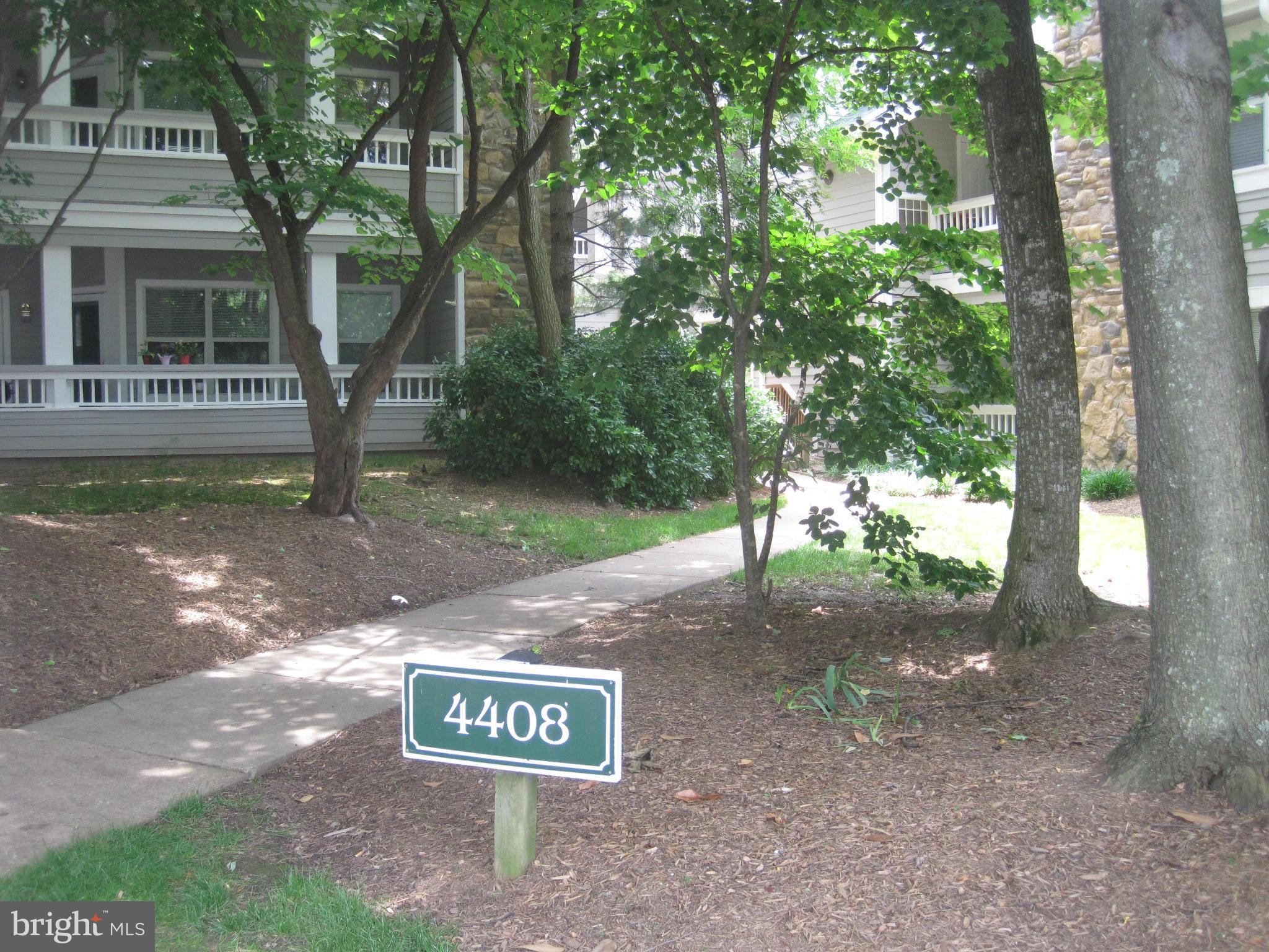 STONECROFT CONDO - Residential