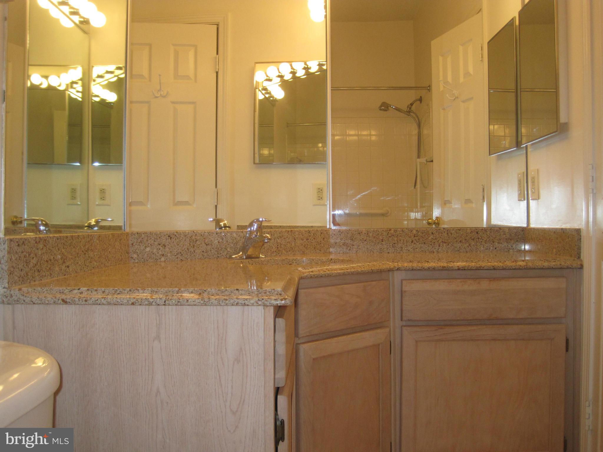 STONECROFT CONDO - Residential