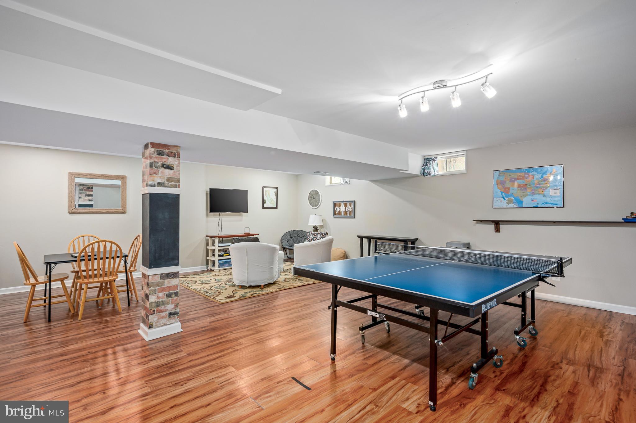 EXETER - Residential