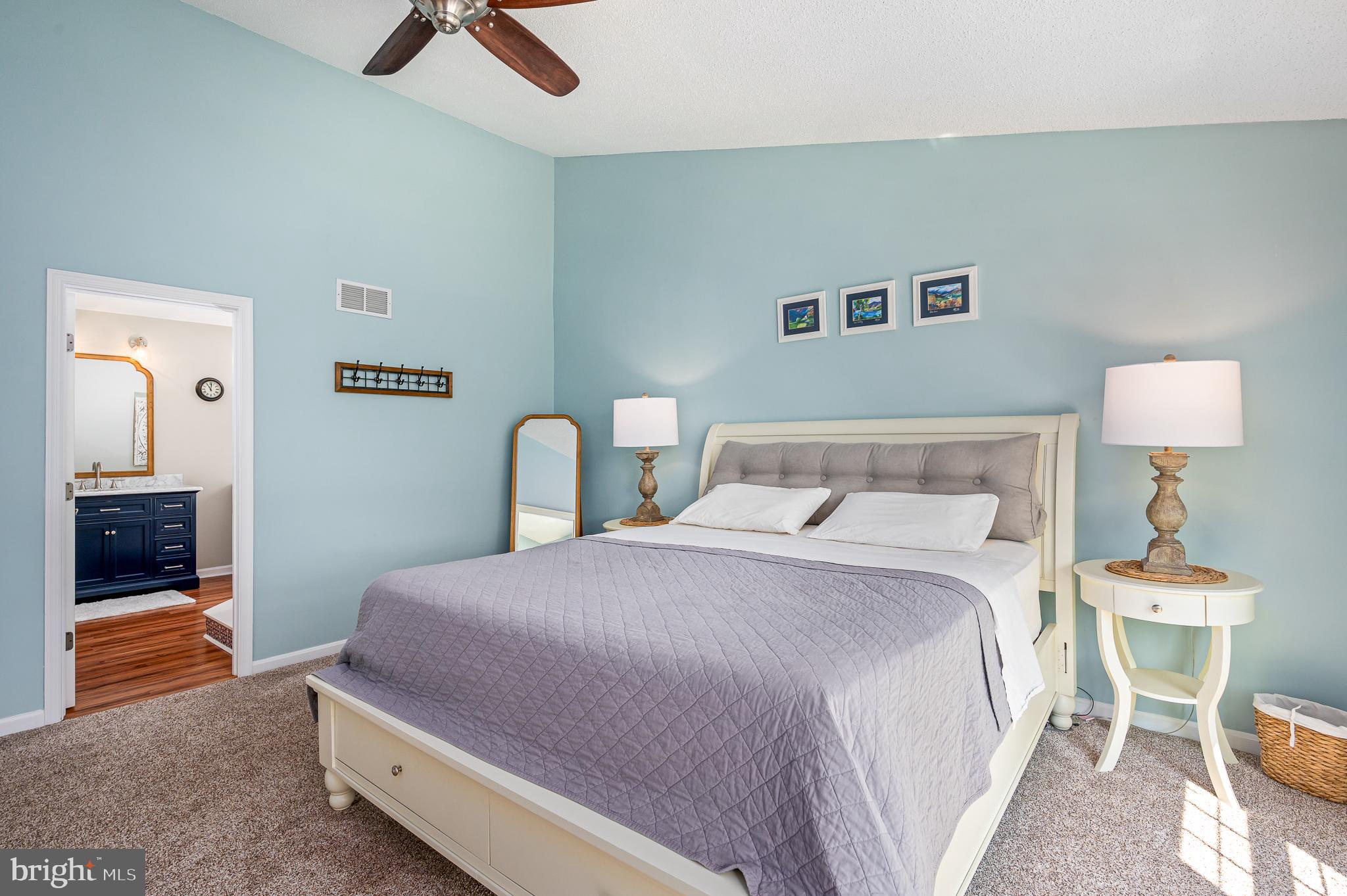 EXETER - Residential