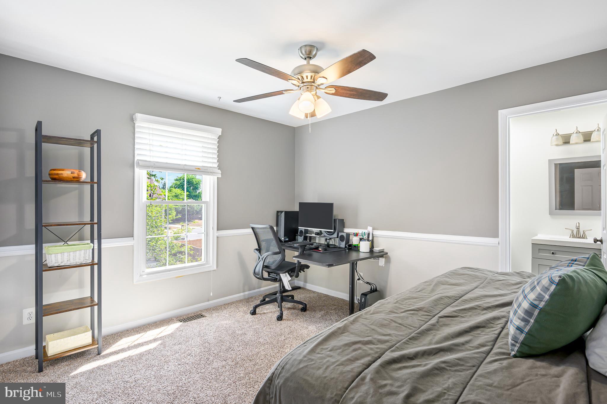 EXETER - Residential