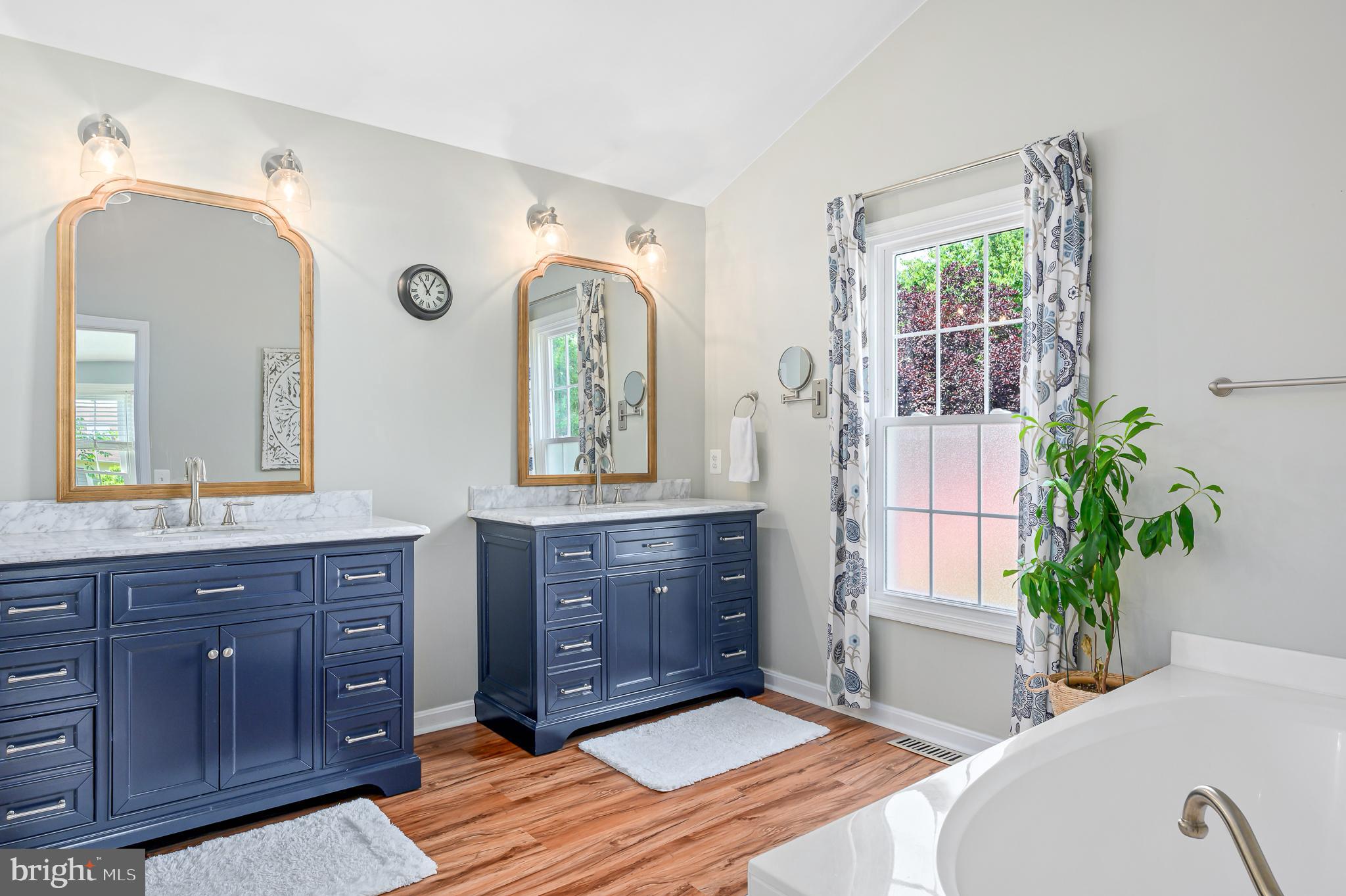 EXETER - Residential