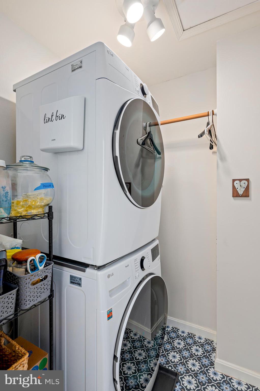 EXETER - Residential