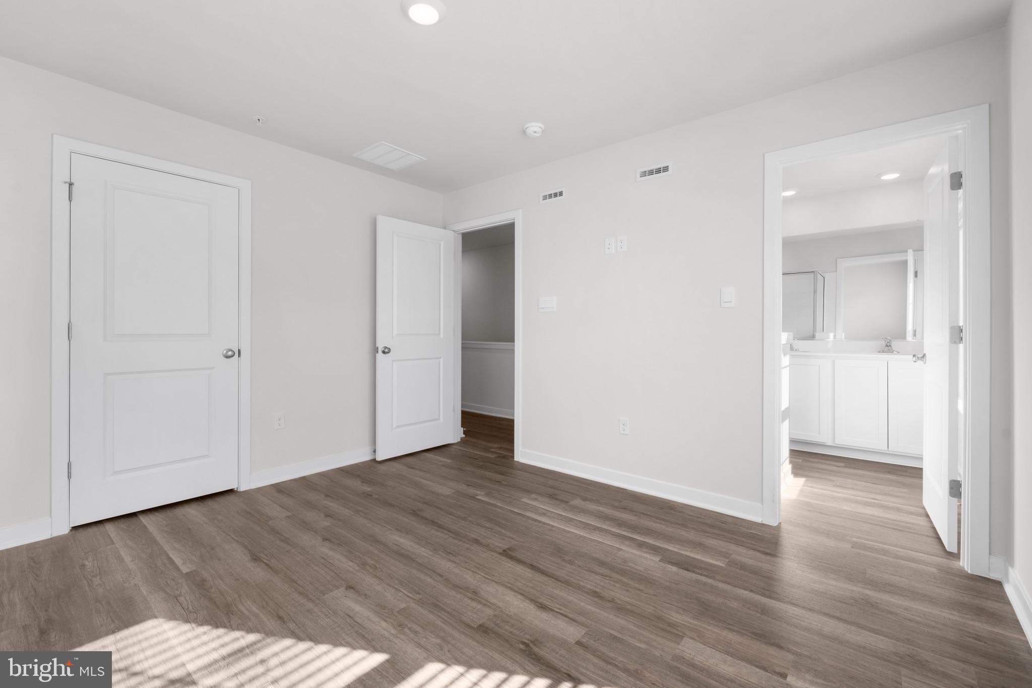 WATERMARK AT WESTPHALIA TOWN CENTER - Residential