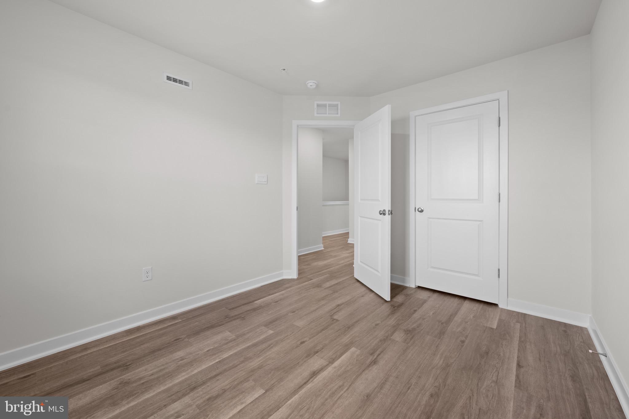 WATERMARK AT WESTPHALIA TOWN CENTER - Residential