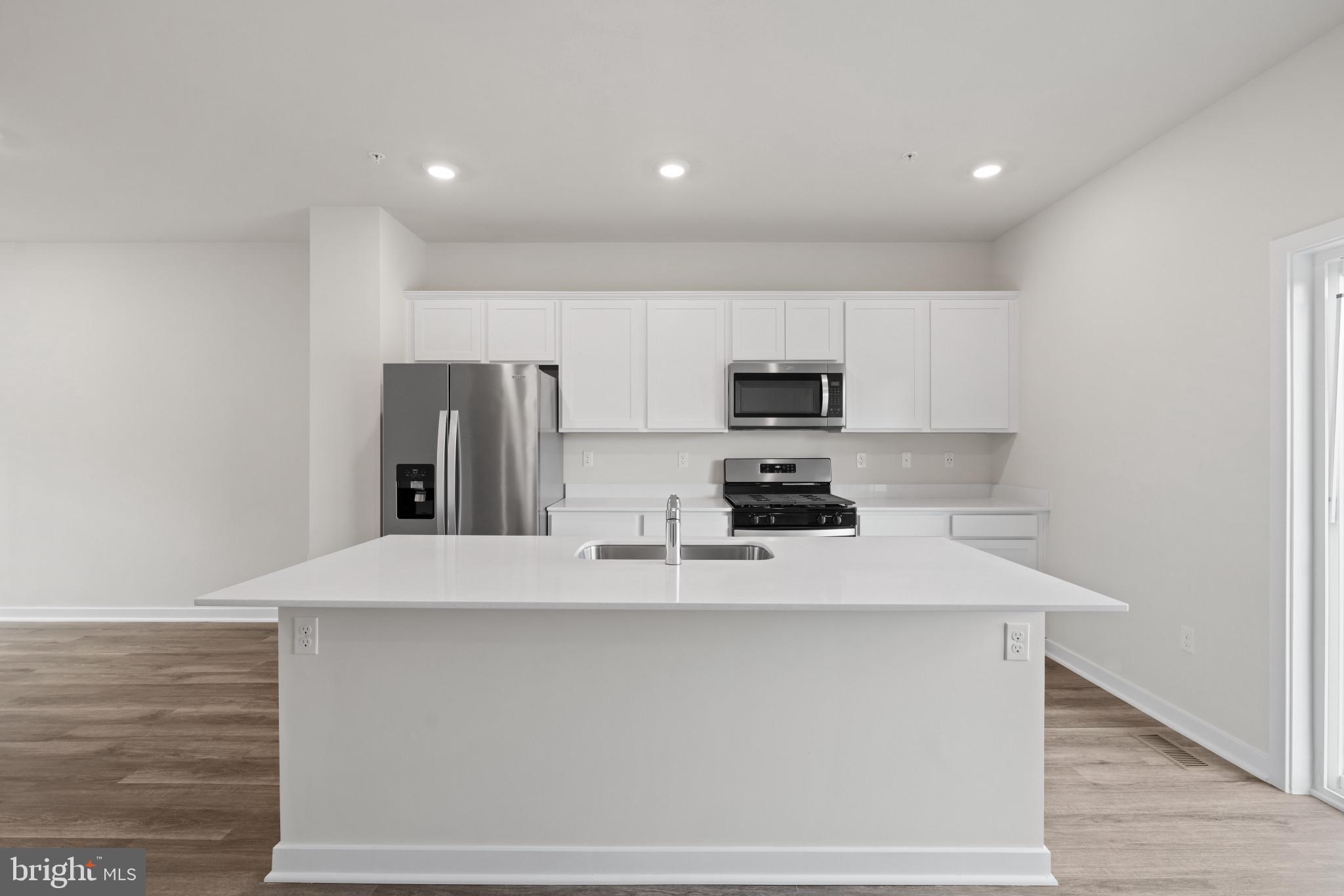 WATERMARK AT WESTPHALIA TOWN CENTER - Residential