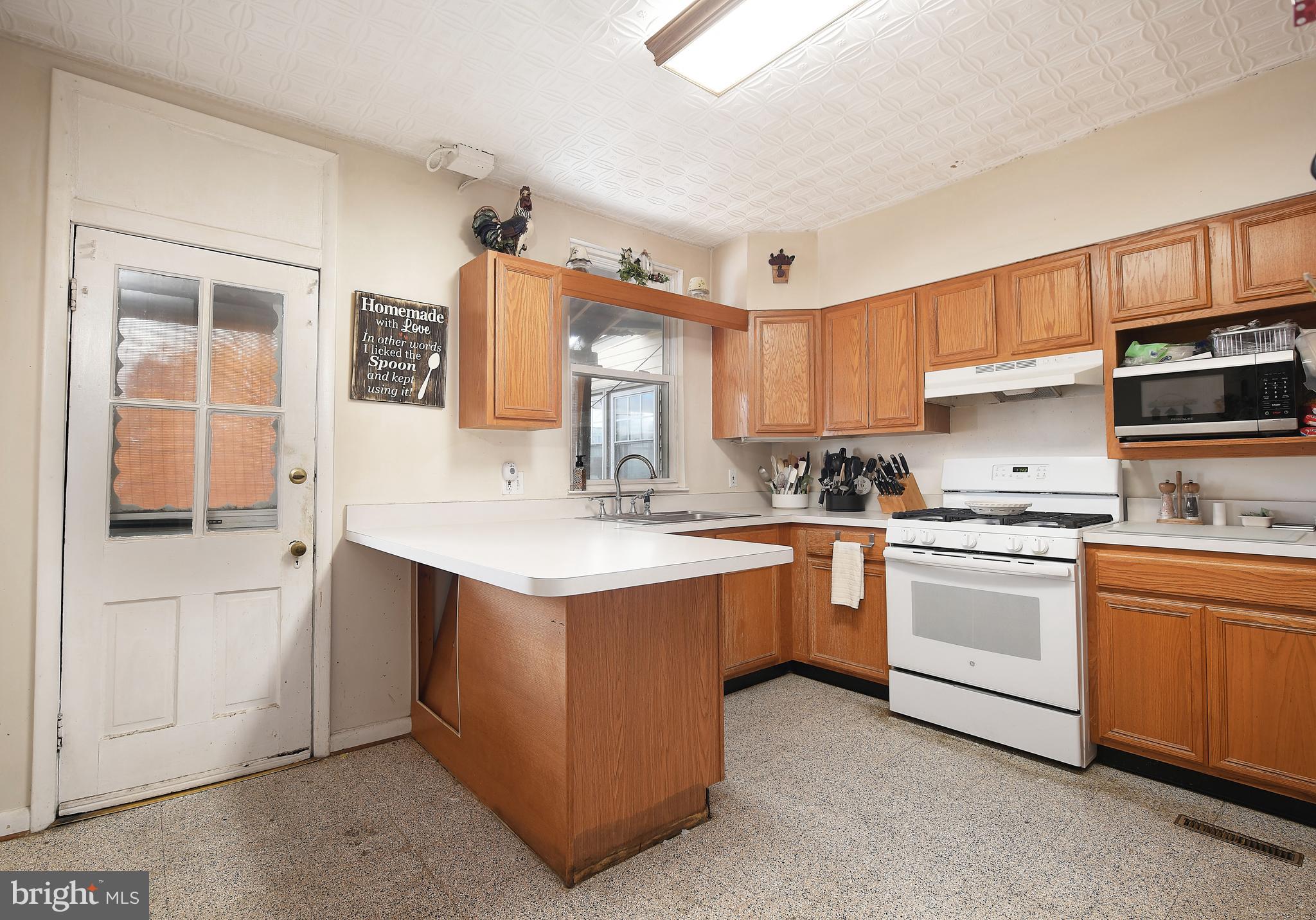 HAMPDEN HISTORIC DISTRICT - Residential