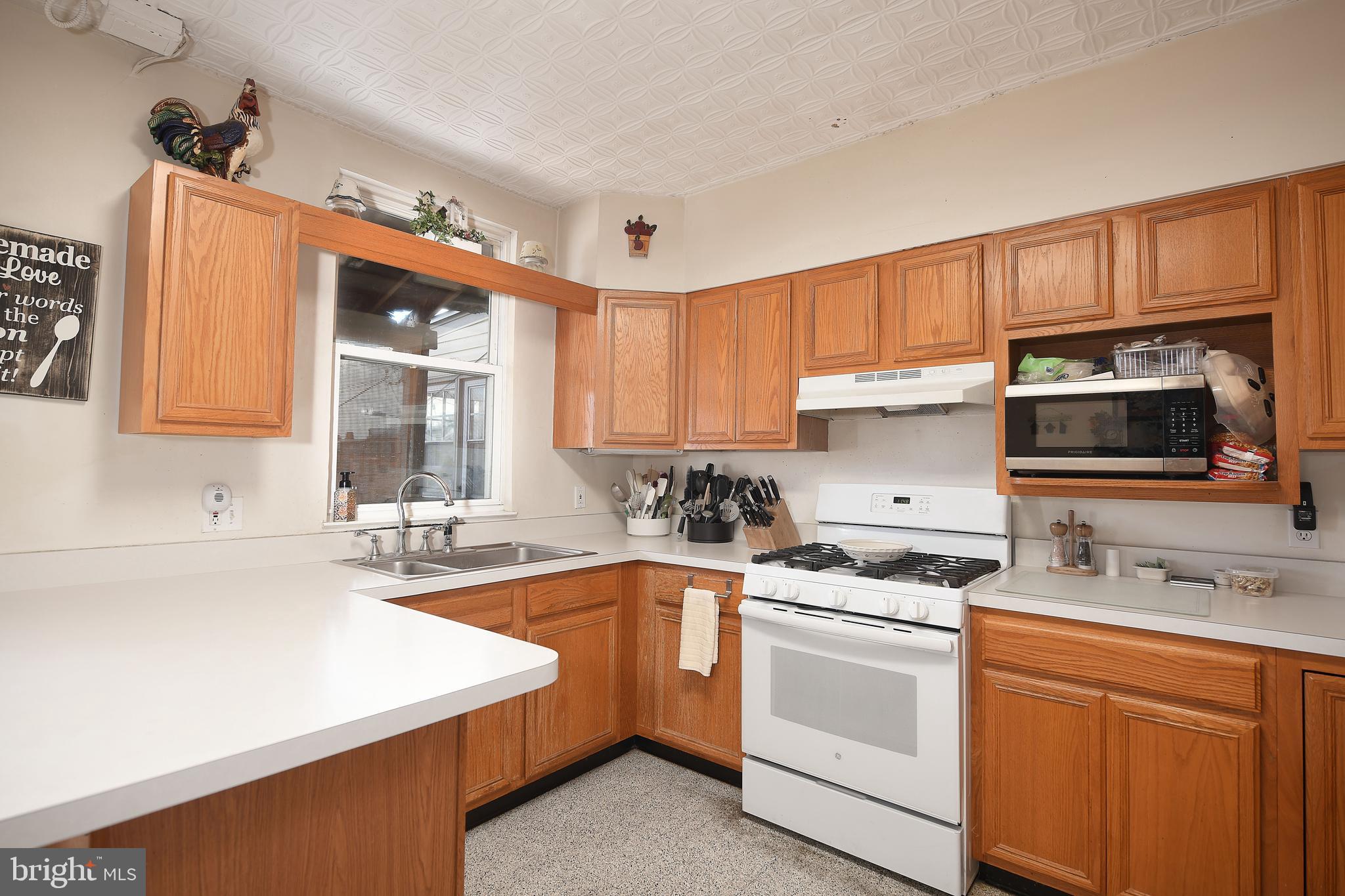 HAMPDEN HISTORIC DISTRICT - Residential