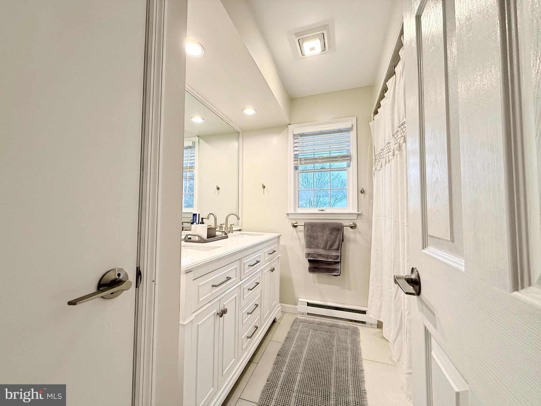 DANVILLE - Residential