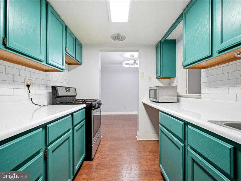 GLENHARDIE - Residential