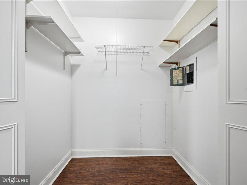 GLENHARDIE - Residential