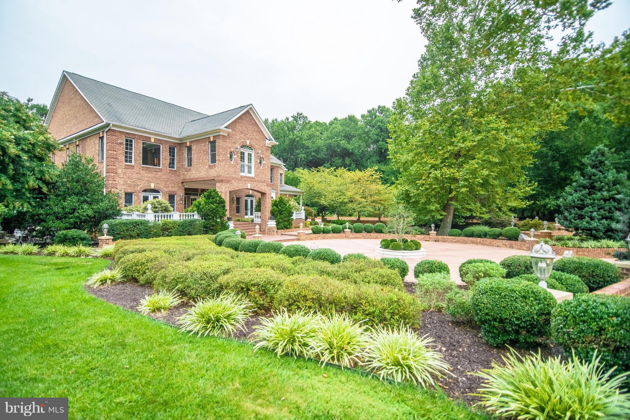 SENECA RIDGE - Residential