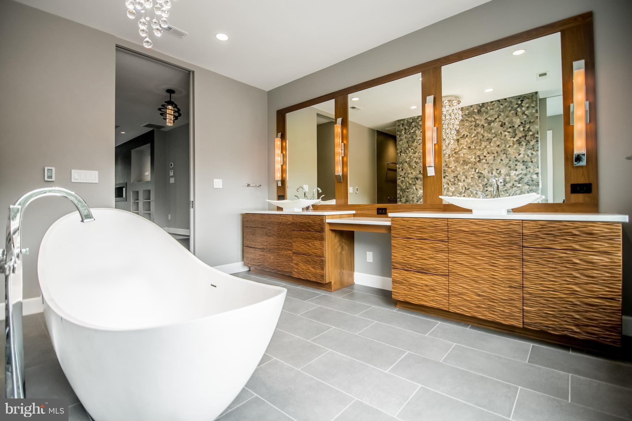 SENECA RIDGE - Residential