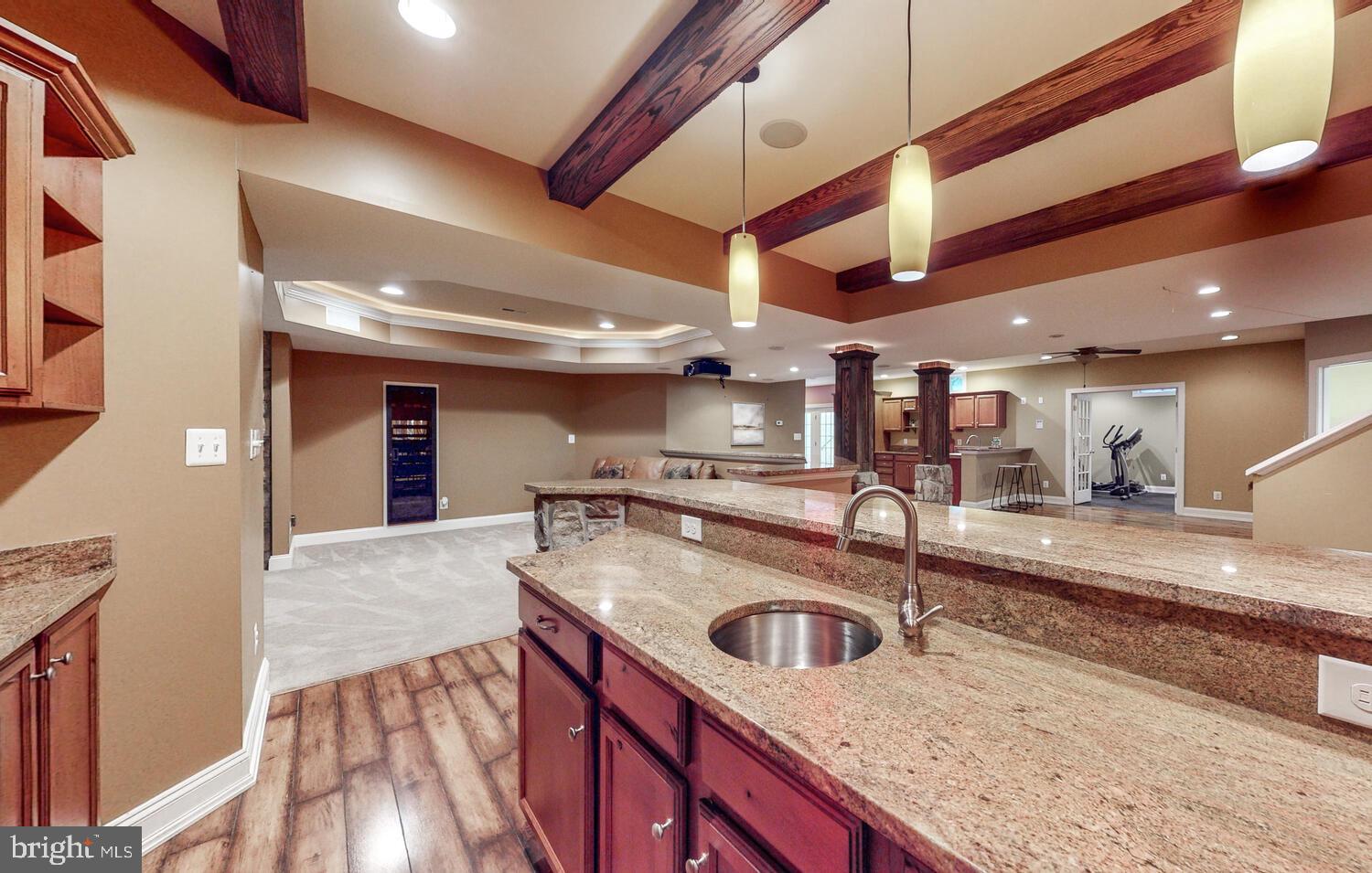 CAMERON RUN - Residential