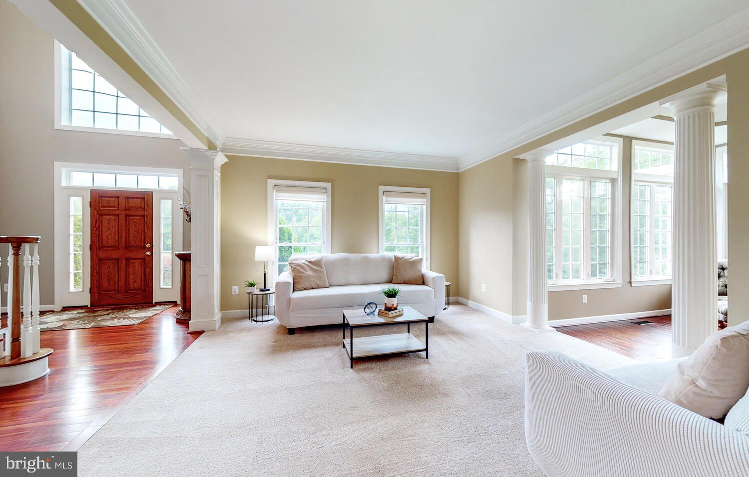 CAMERON RUN - Residential