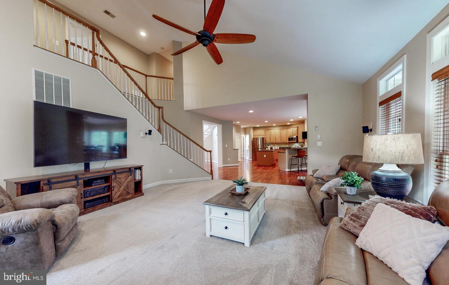 CAMERON RUN - Residential