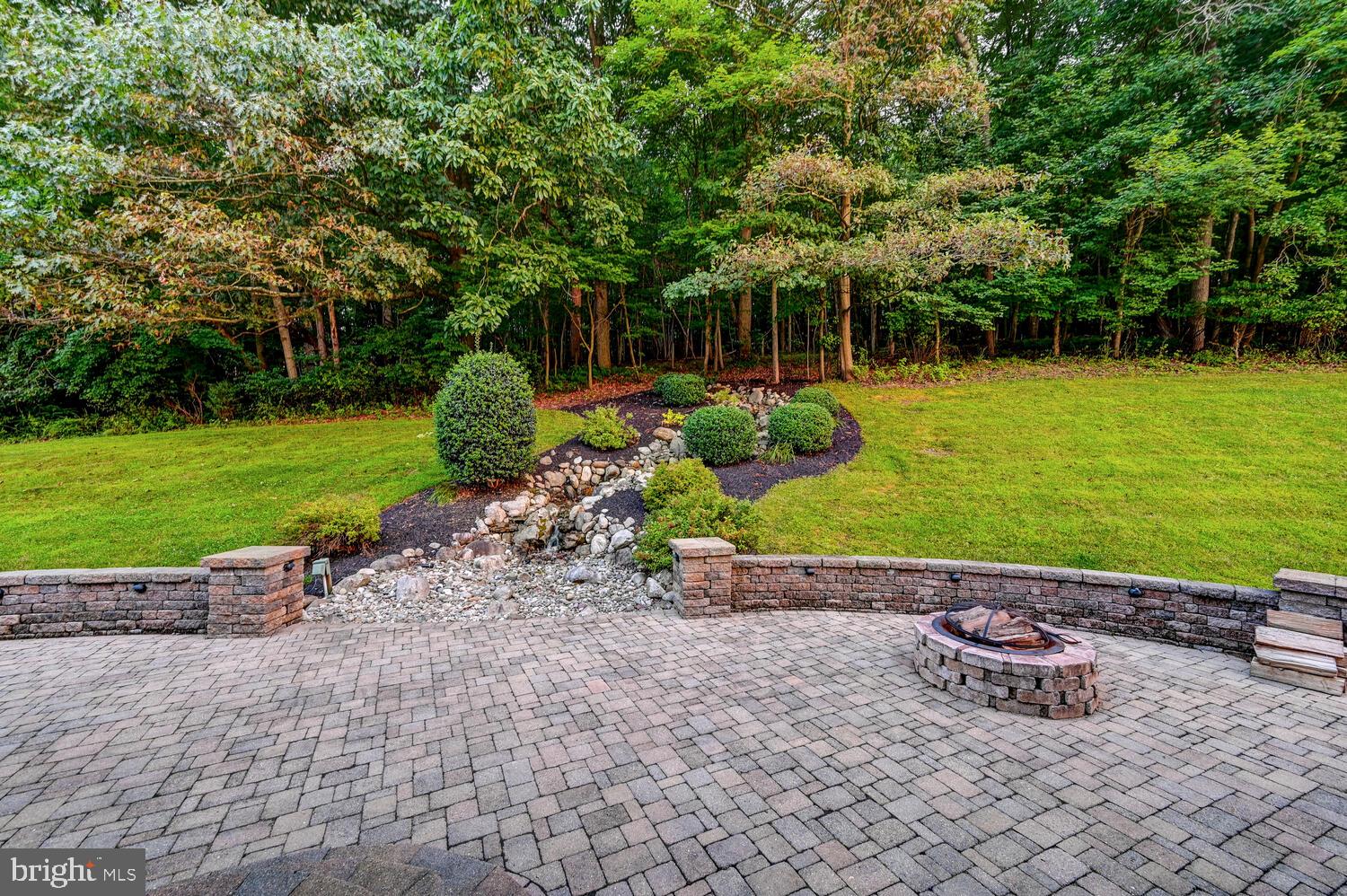 CAMERON RUN - Residential