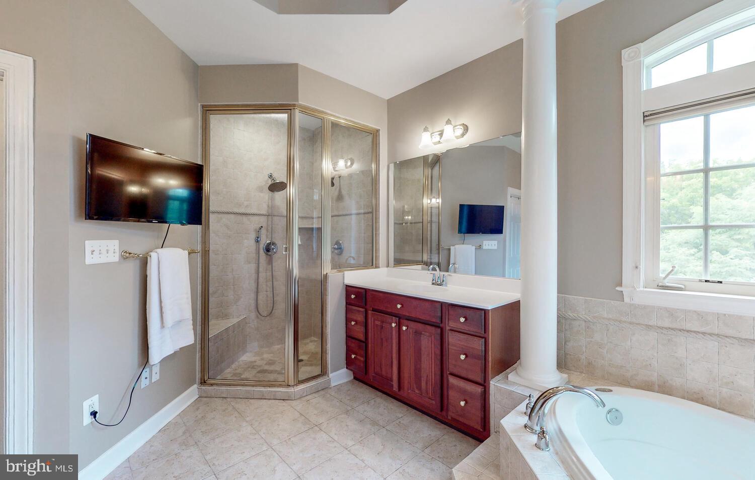 CAMERON RUN - Residential