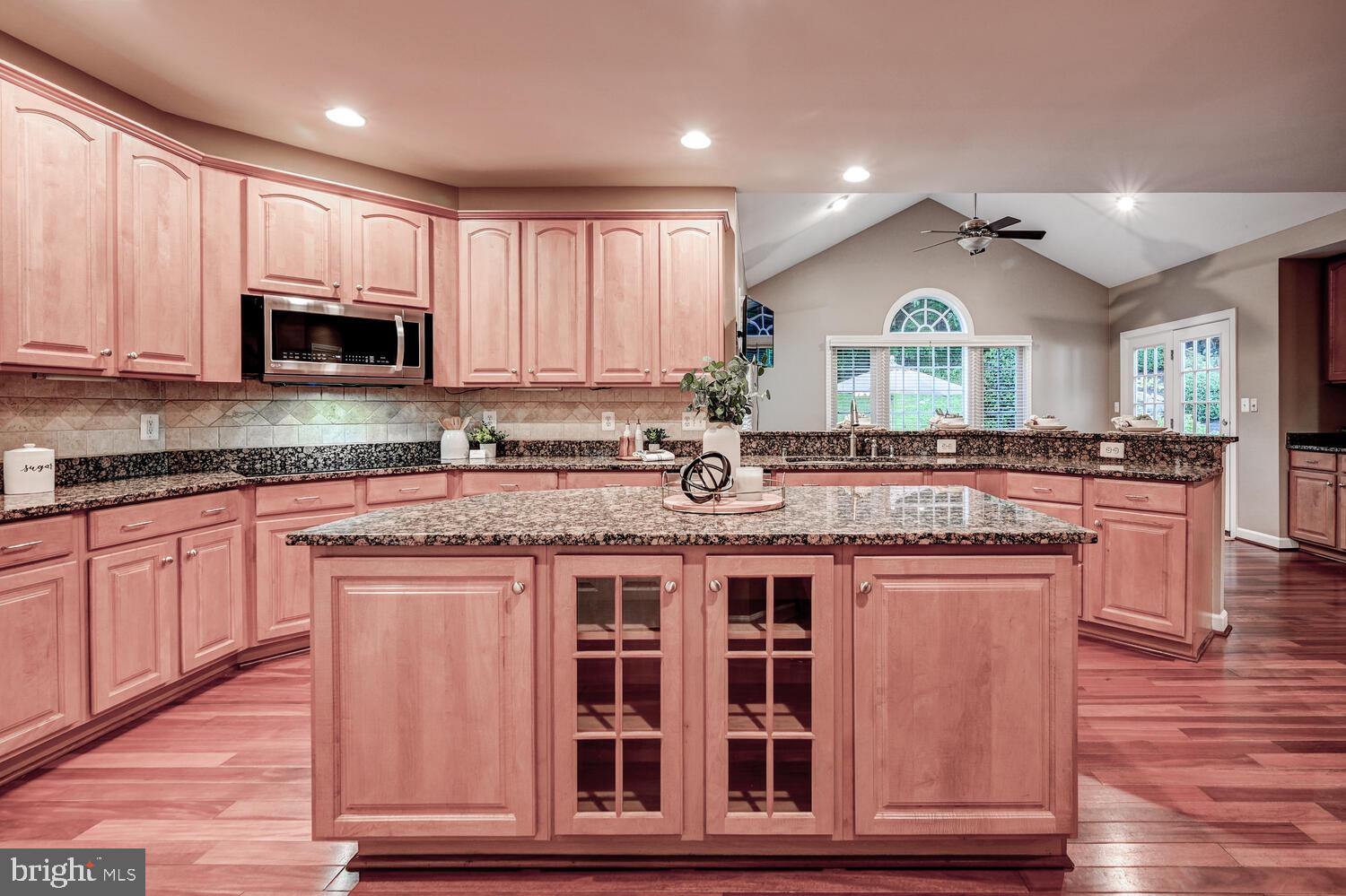 CAMERON RUN - Residential