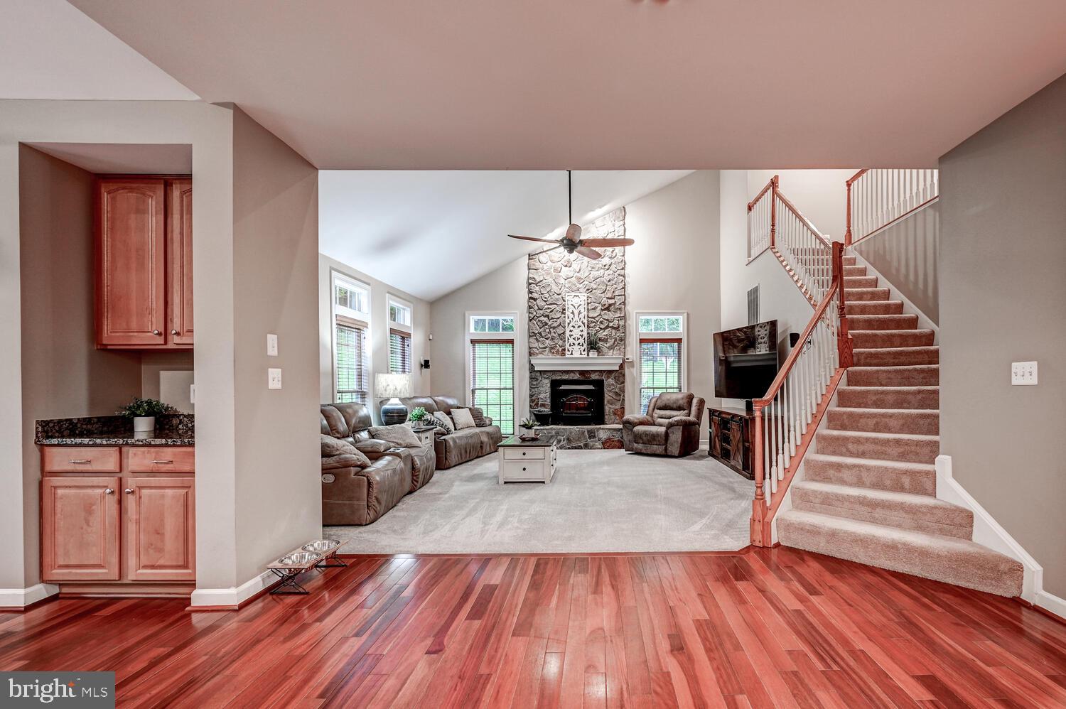 CAMERON RUN - Residential